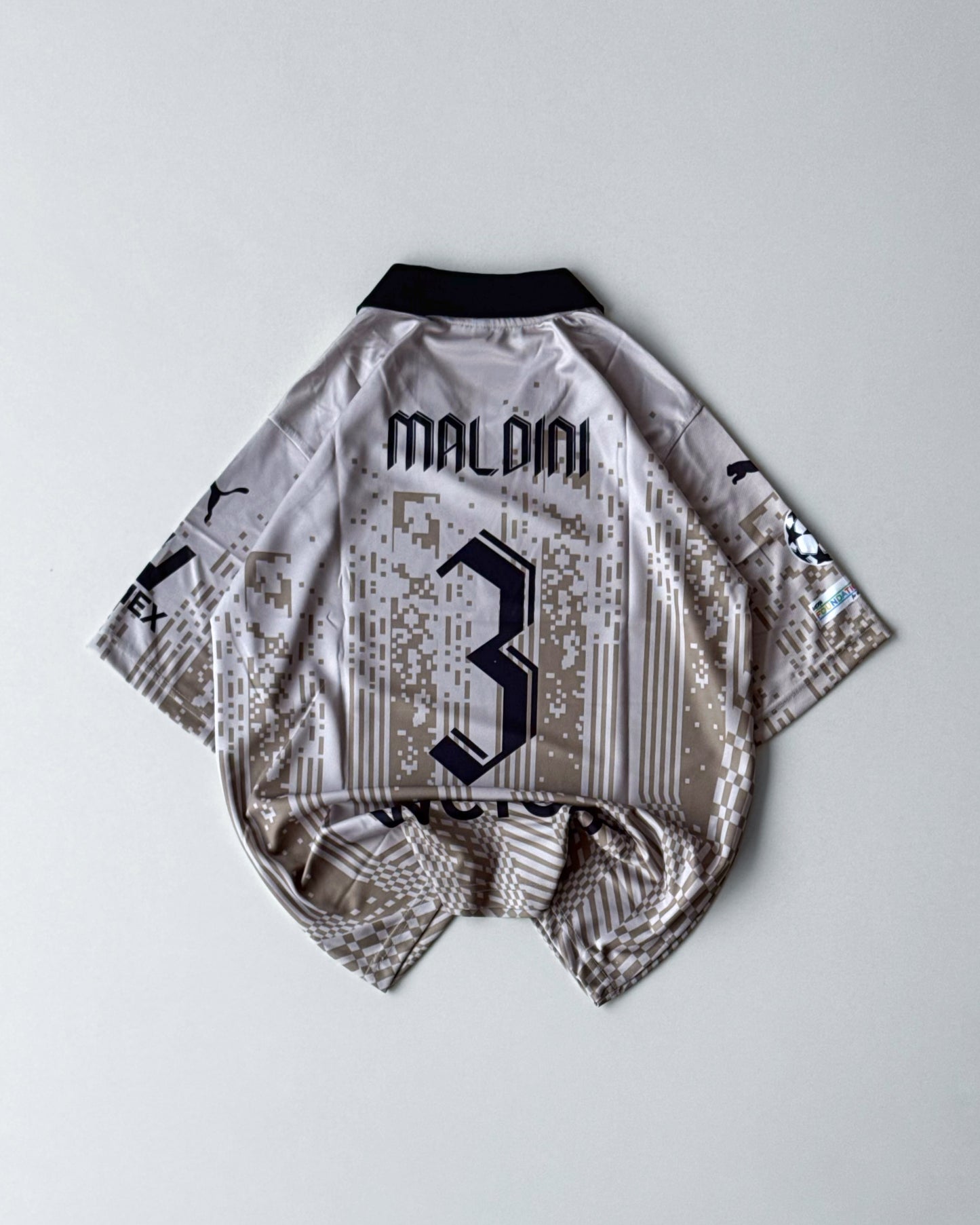 AC MILAN RETRO MALDINI AWAY KIT (Oversized)