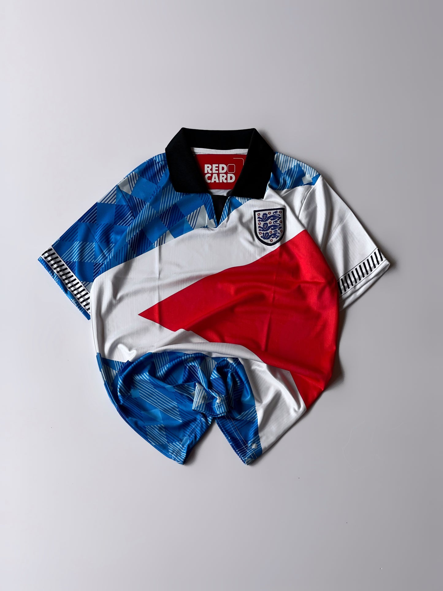 ENGLAND RETRO JERSEY - ICONIC NATIONAL TEAM DESIGN (Embroidery)