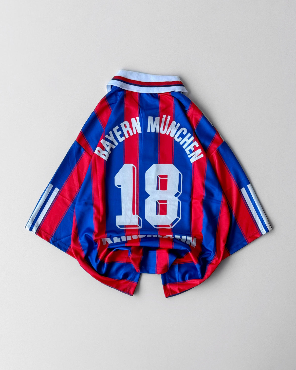 BAYERN MUNICH KLINSMANN RETRO HOME KIT Oversized
