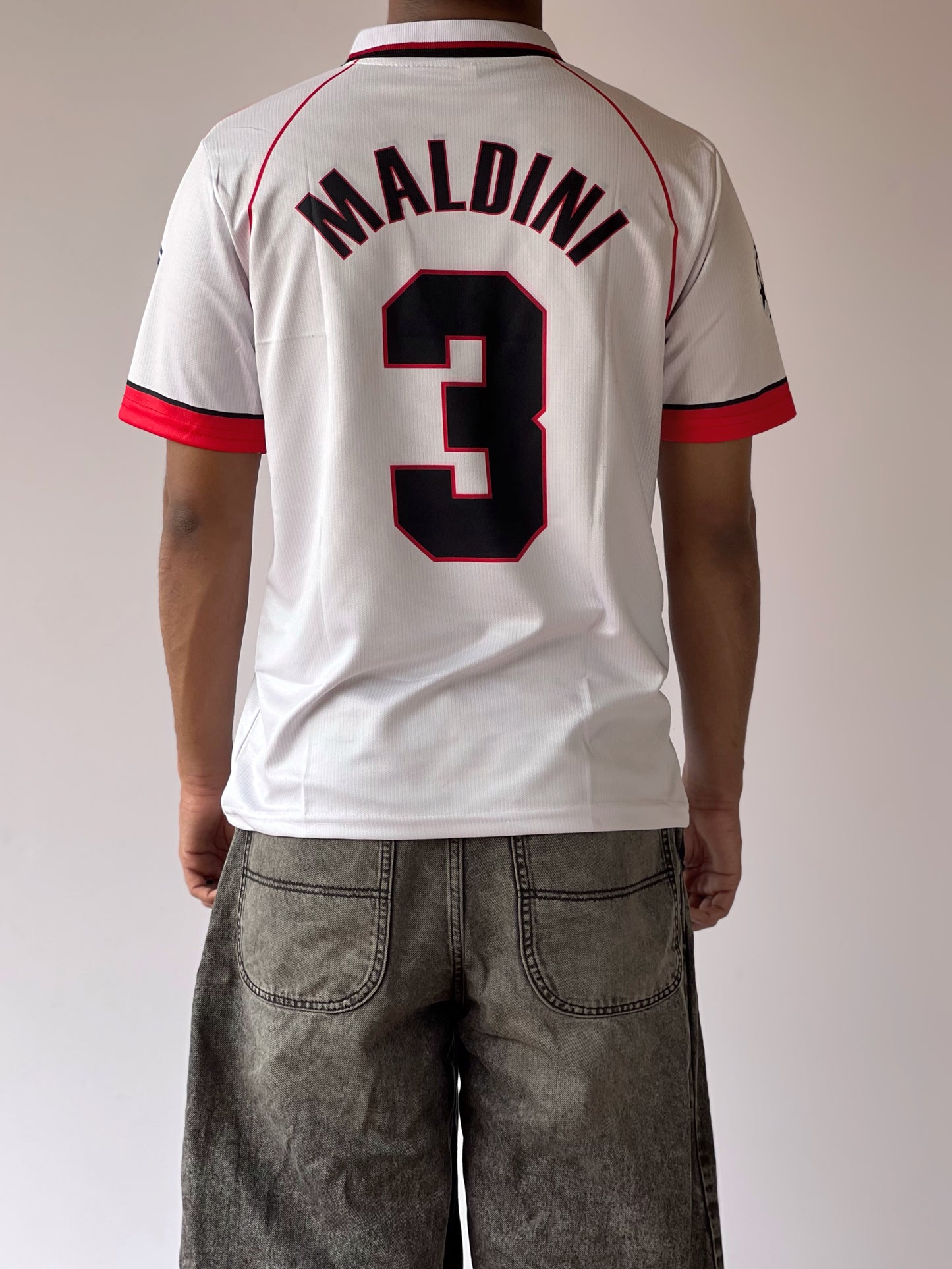 AC Milan 03/04 Away Retro Jersey (Fan Edition)
