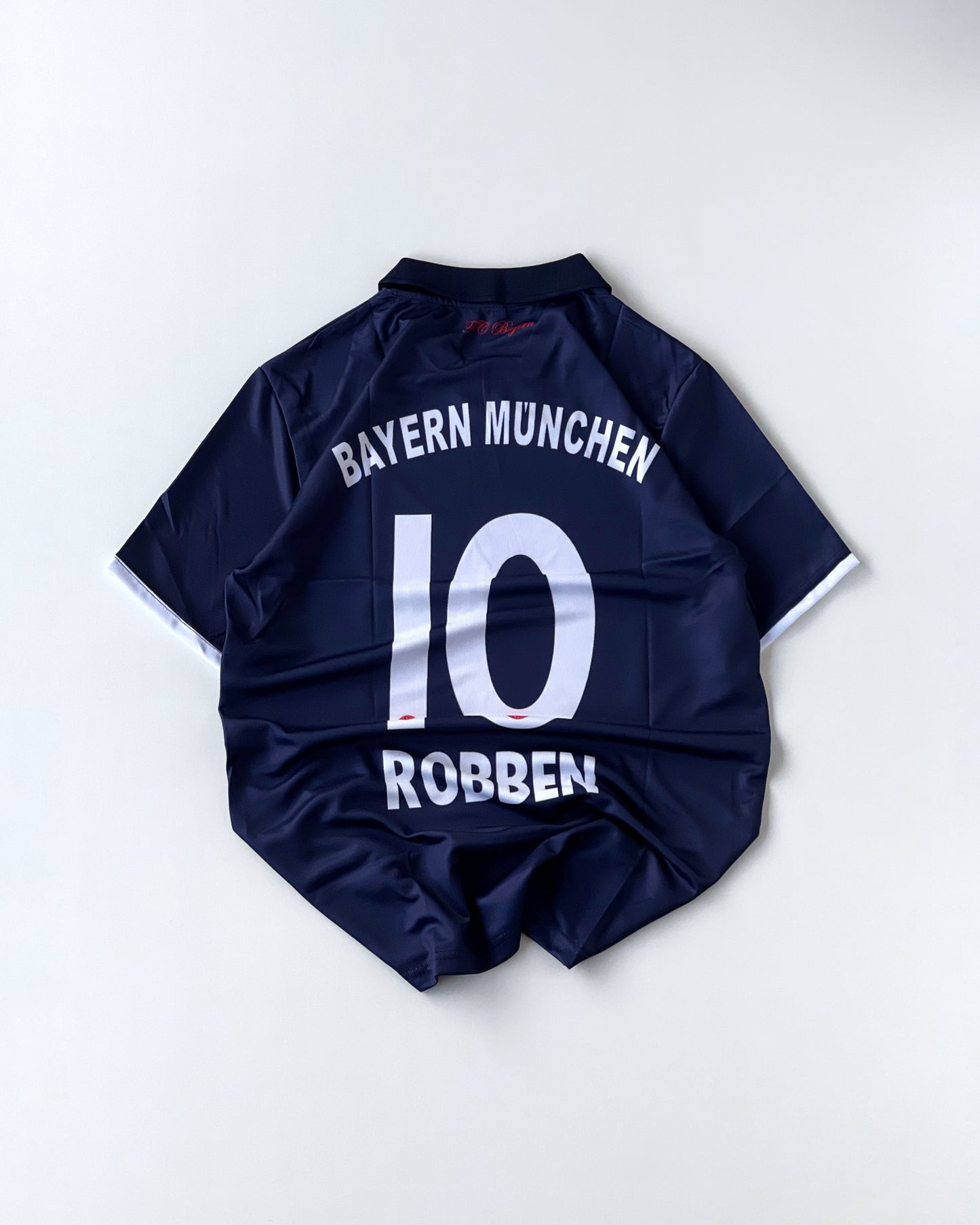 BAYER MUNICH 2012/13 ROBBEN RETRO AWAY KIT