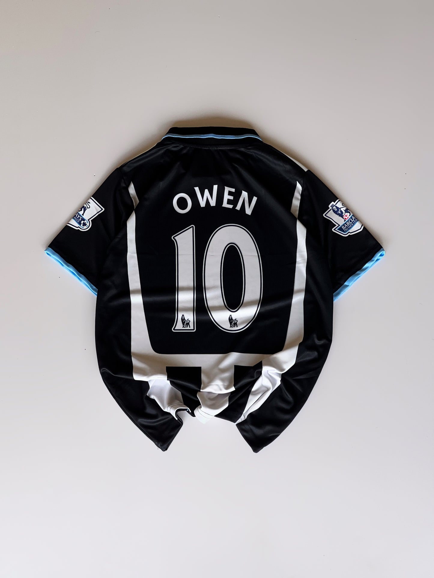 Newcastle Owen Retro Home Jersey - Iconic #10