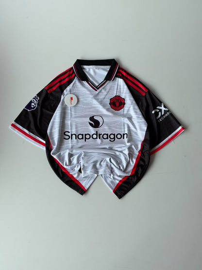 MANCHESTER UNITED ROONEY RETRO SPECIAL EDITION KIT