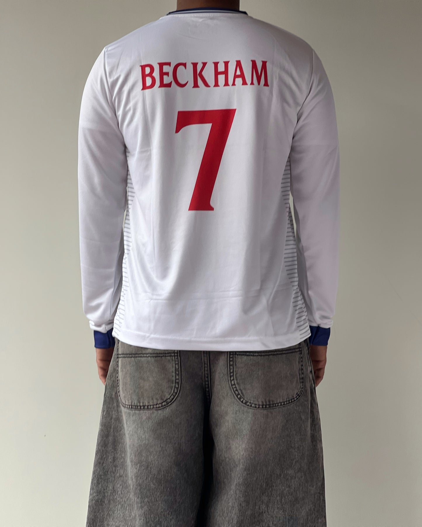 BECKHAM ENGLAND RETRO KIT #7 (Embroidery Full Sleeve)