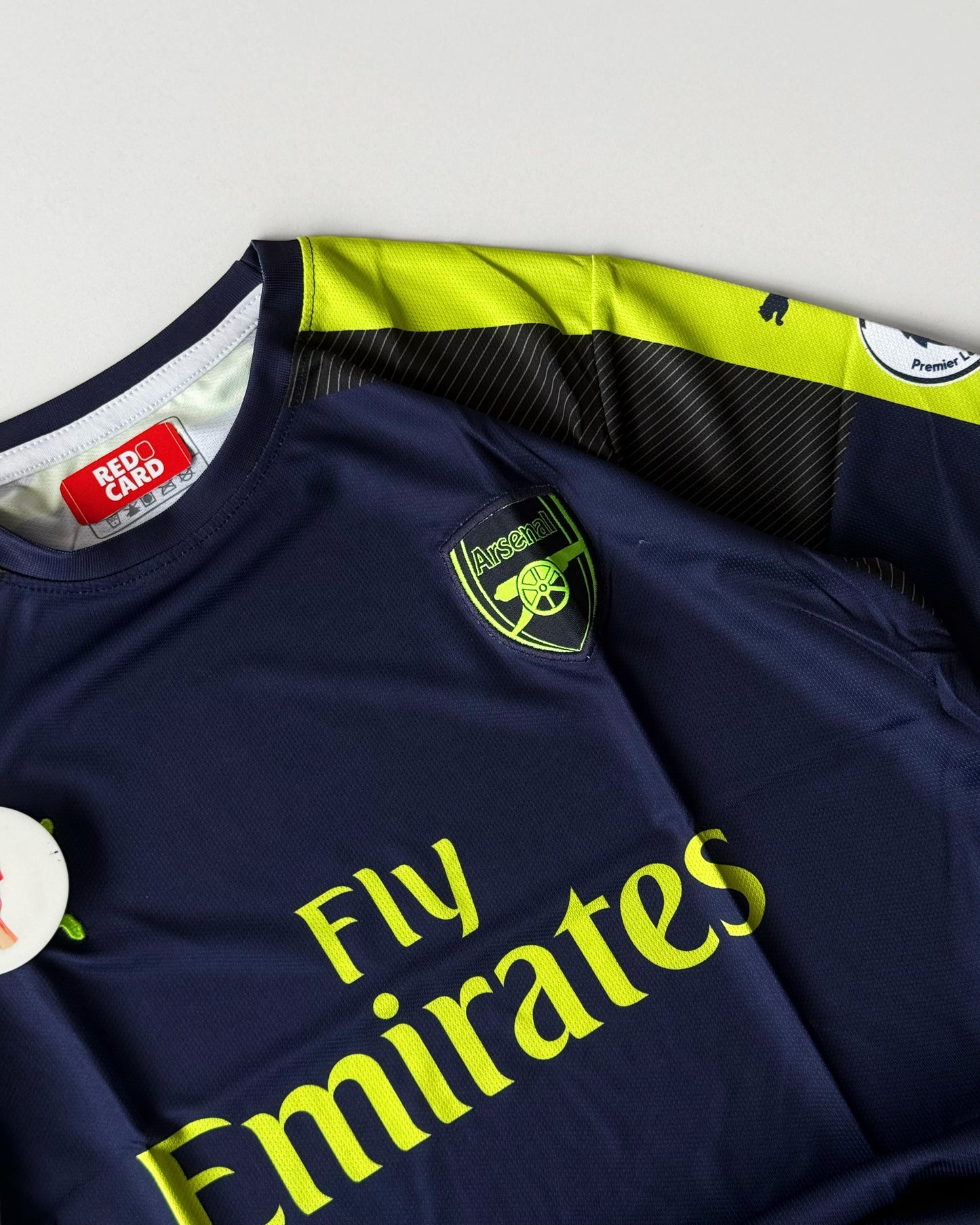 ARSENAL OZIL RETRO AWAY KIT EMIRATES (Embroidery)