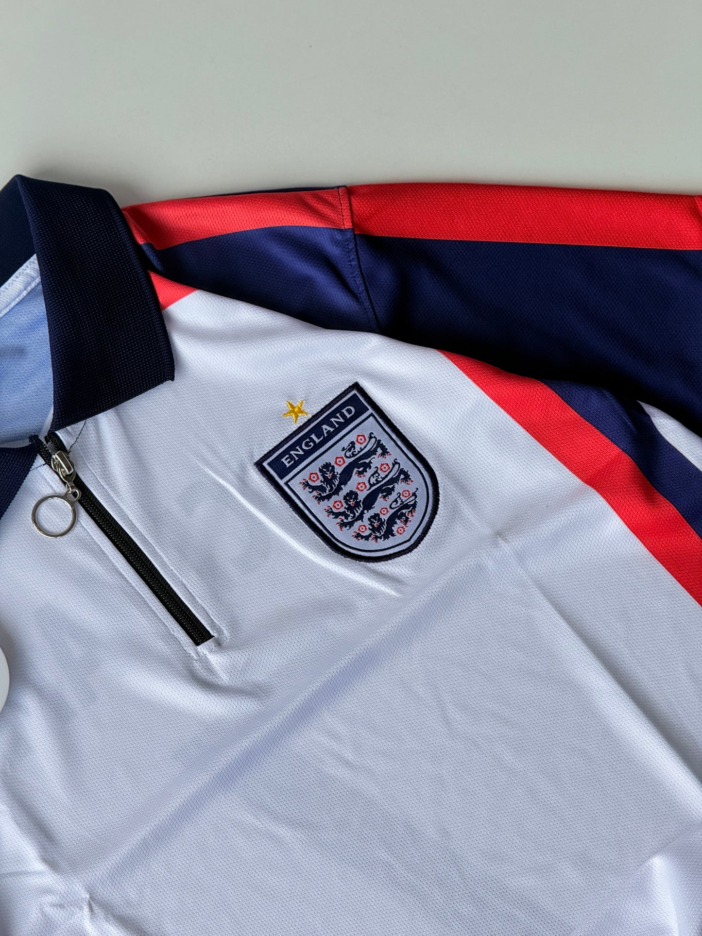 ENGLAND BECKHAM CLASSIC WHITE JERSEY (embroidery)