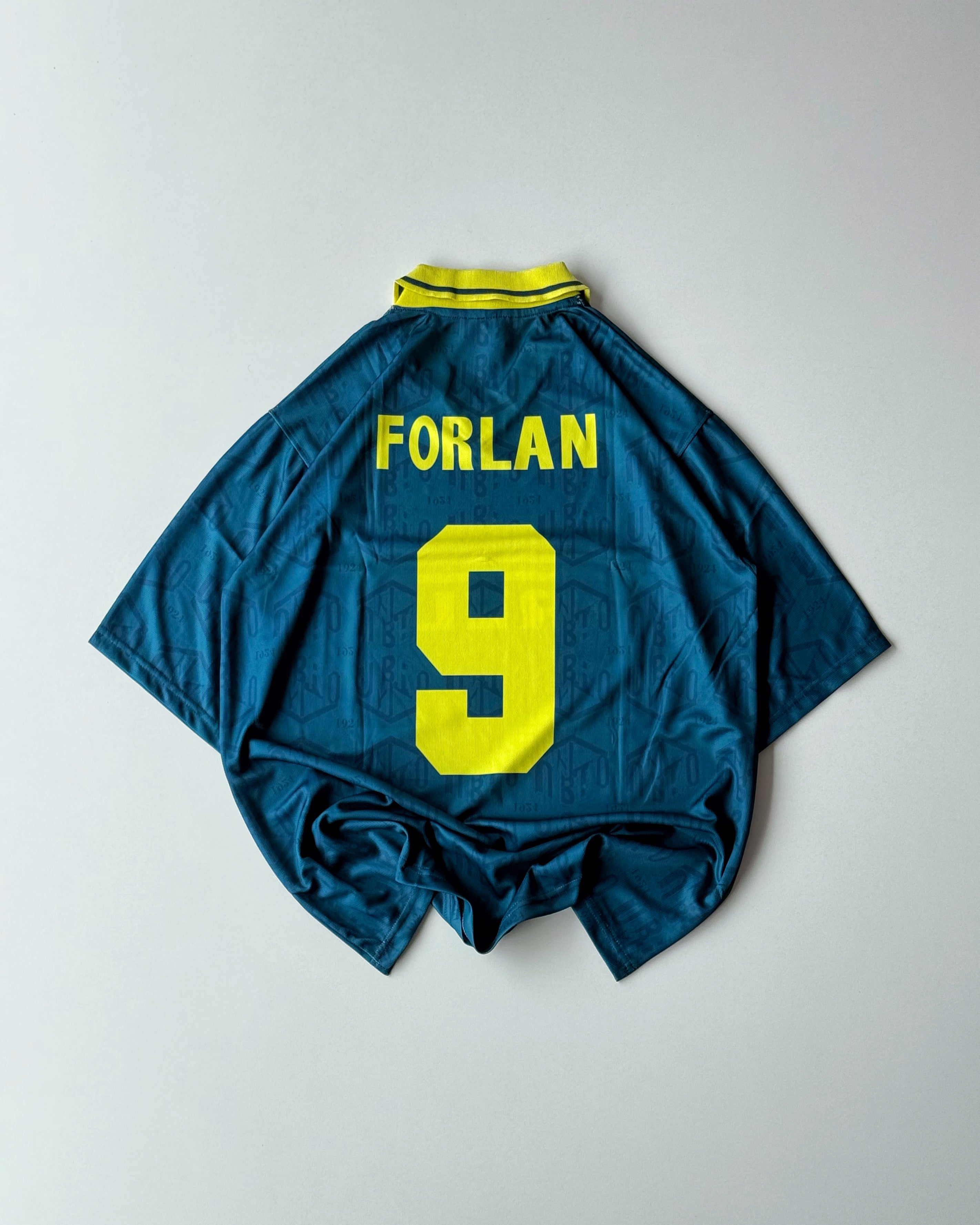 FORLAN INTERMILAN RETRO AWAY KIT (oversized)