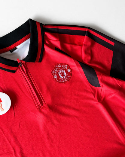 MANCHESTER UNITED CLASSIC TRAINING KIT