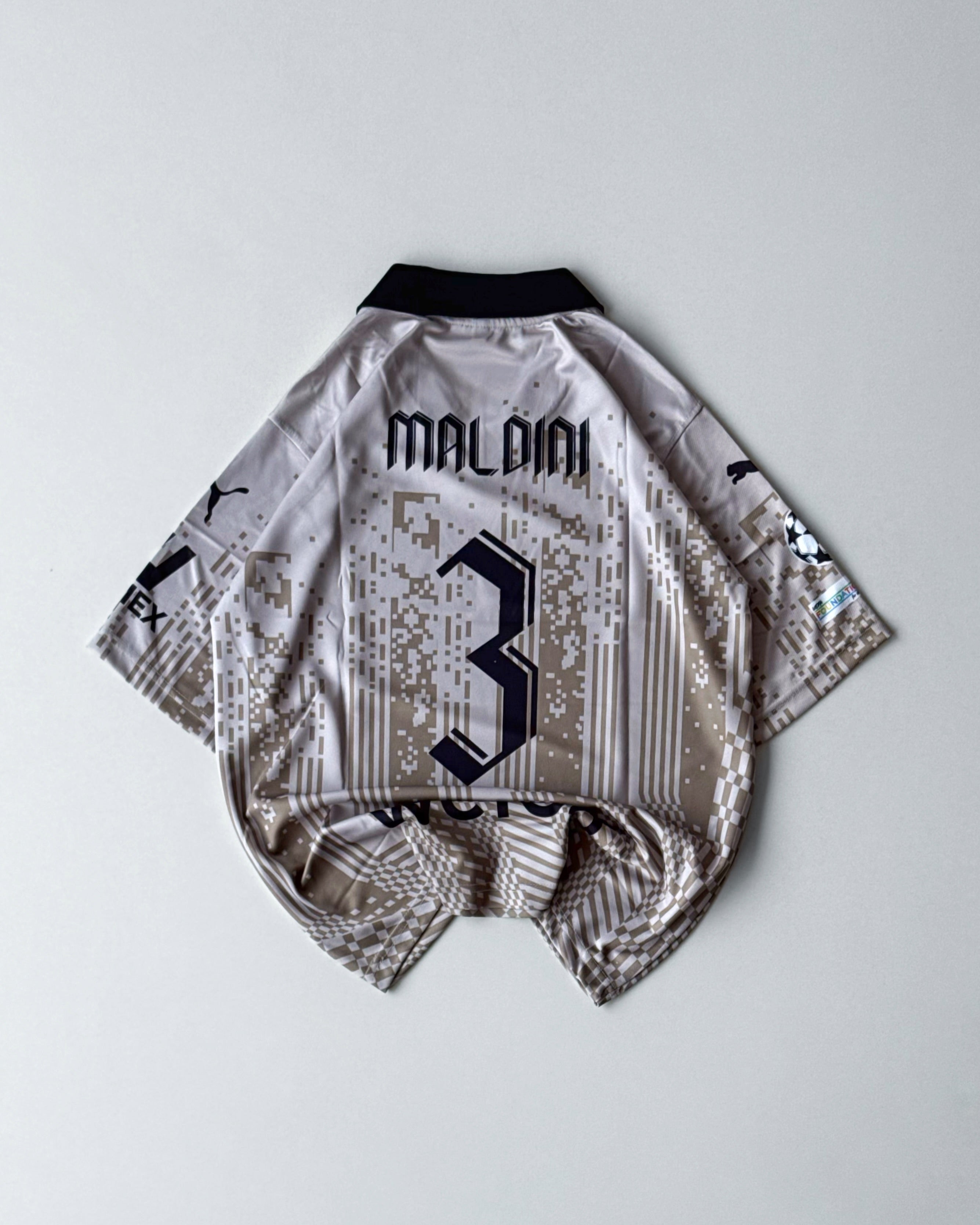 AC MILAN RETRO MALDINI AWAY KIT (Oversized)