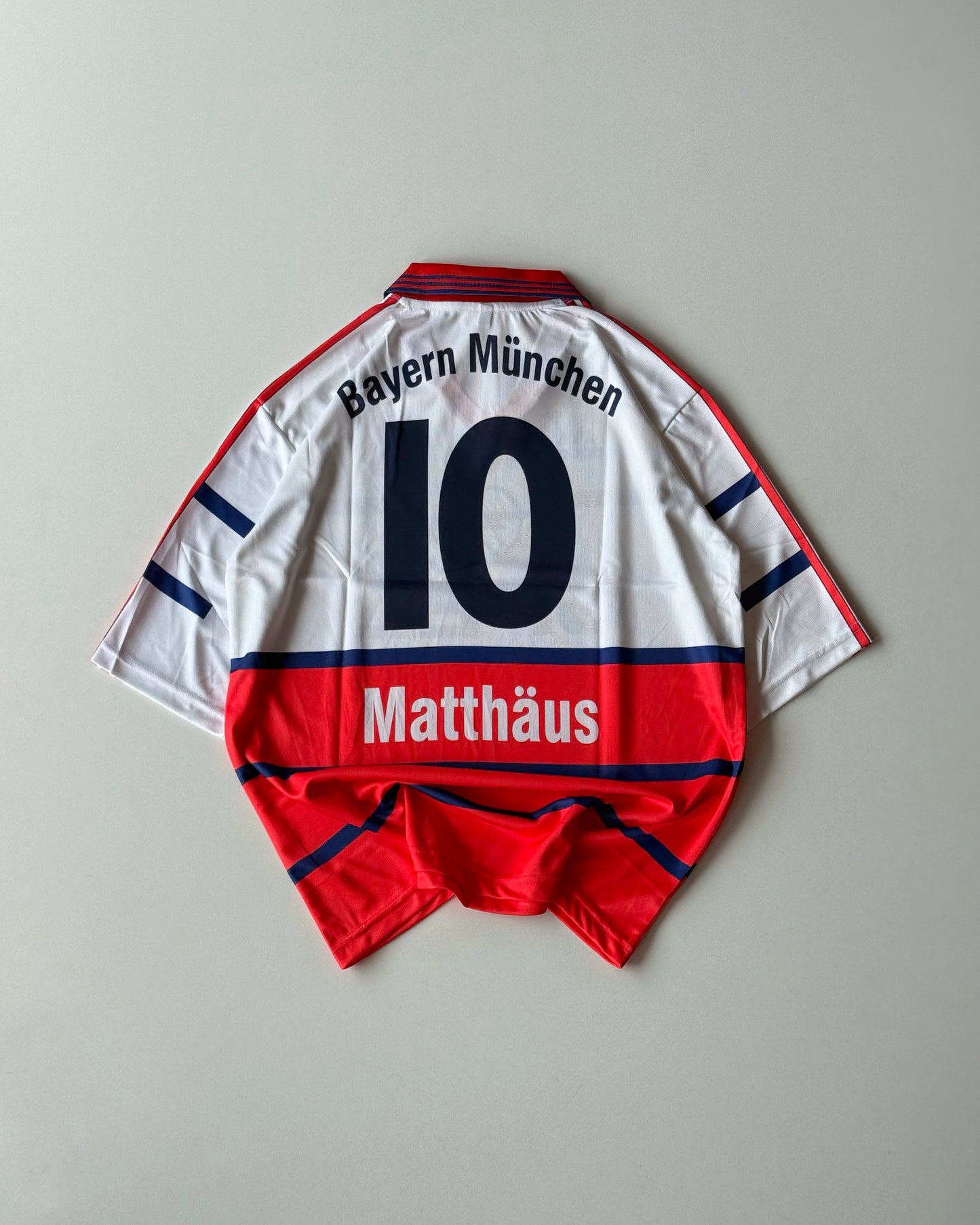 BAYERN MUNICH MATTHAUS RETRO AWAY KIT OPEL (Oversized)