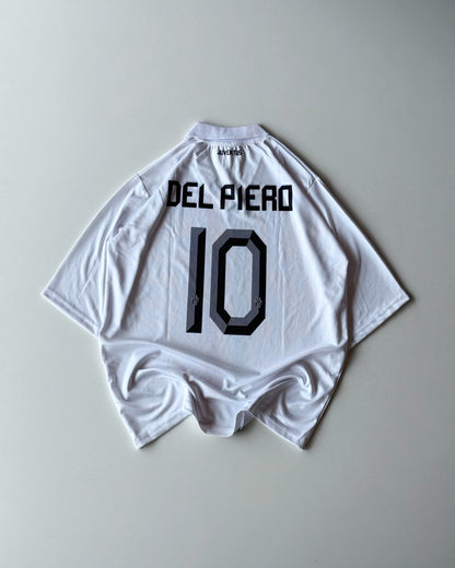 DEL PIERO JUVENTUS RETRO AWAY KIT (oversized)