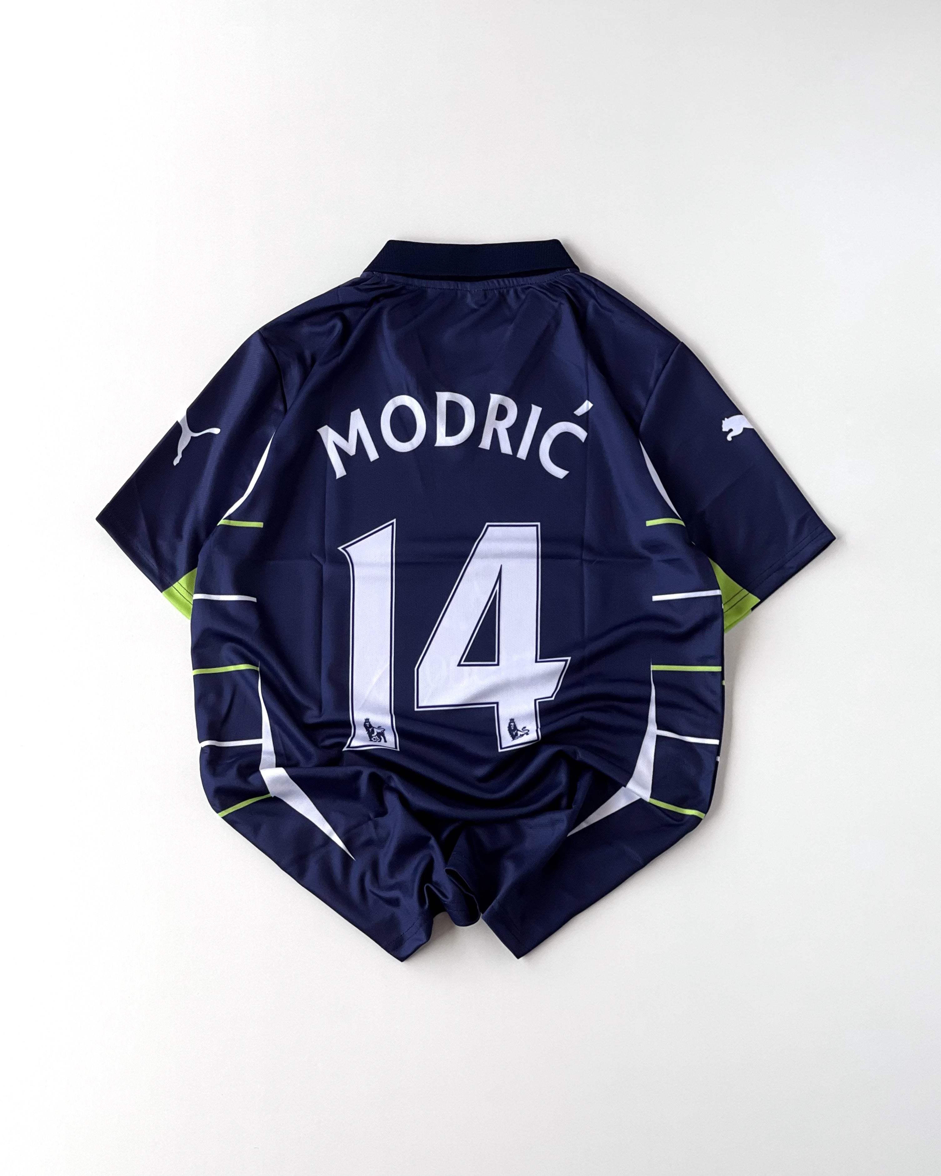 MODRIC TOTTENHAM RETRO AWAY JERSEY – REDCARD