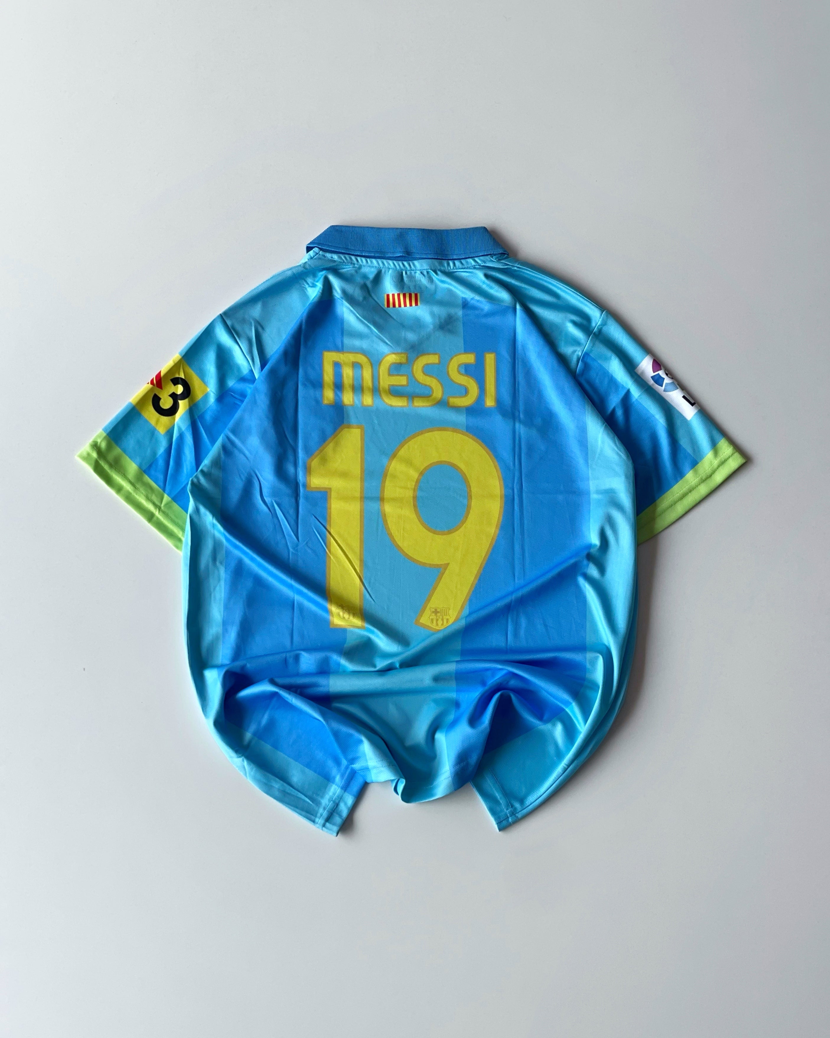 BARCELONA MESSI RETRO AWAY 19 KIT (embroidery)