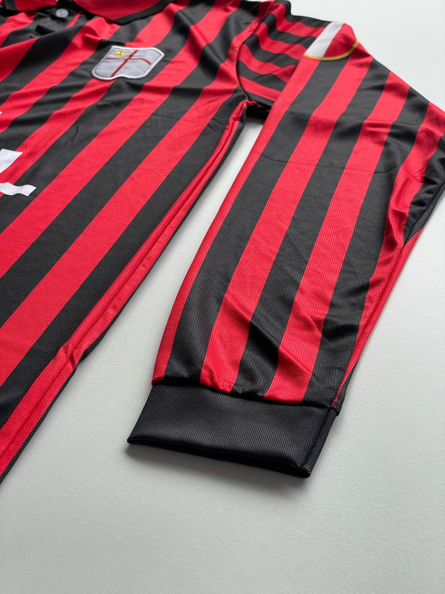 AC MILAN WEAH #9 RETRO KIT (Fullsleeve Embroidery)