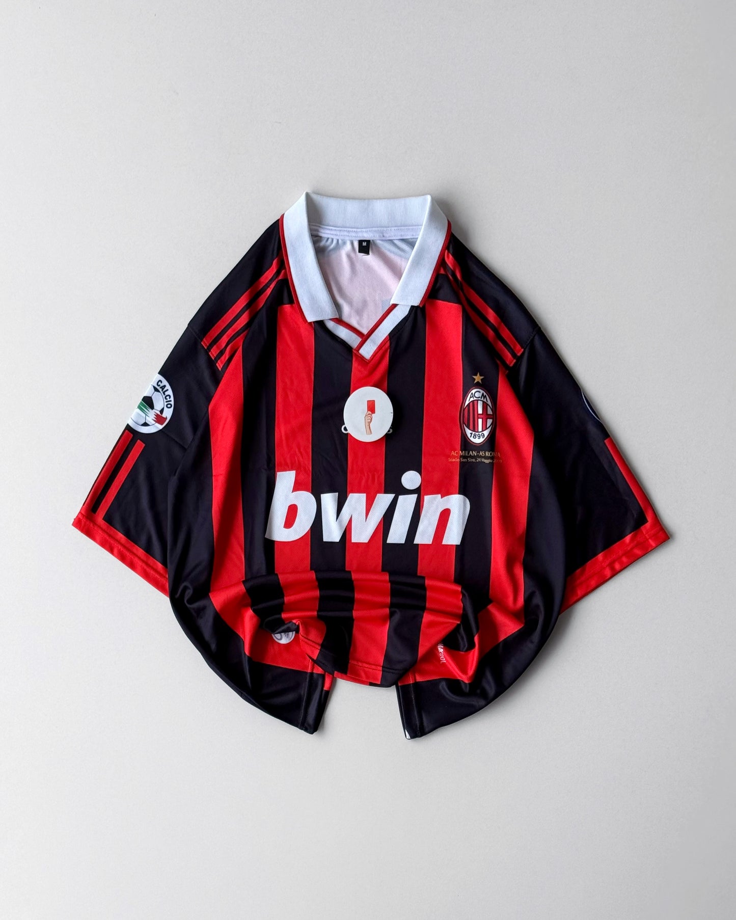 AC MILAN BECKHAM RETRO HOME KIT #32 (Oversized)