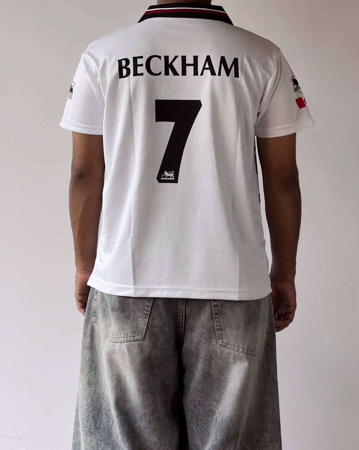 Manchester United Beckham Retro Jersey - Iconic #7 (Embroidery)
