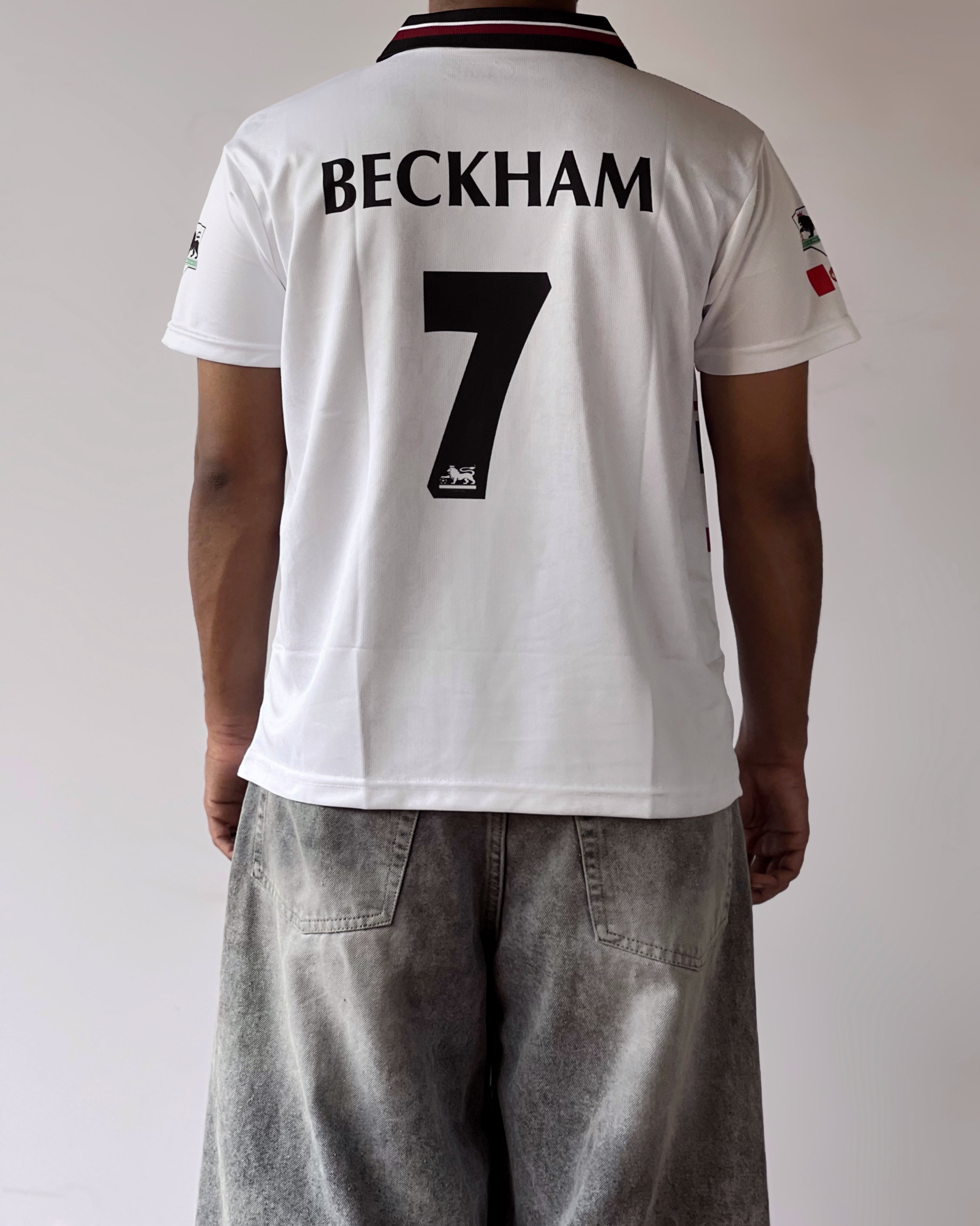 Manchester United Beckham Retro Jersey - Iconic #7 (Embroidery)