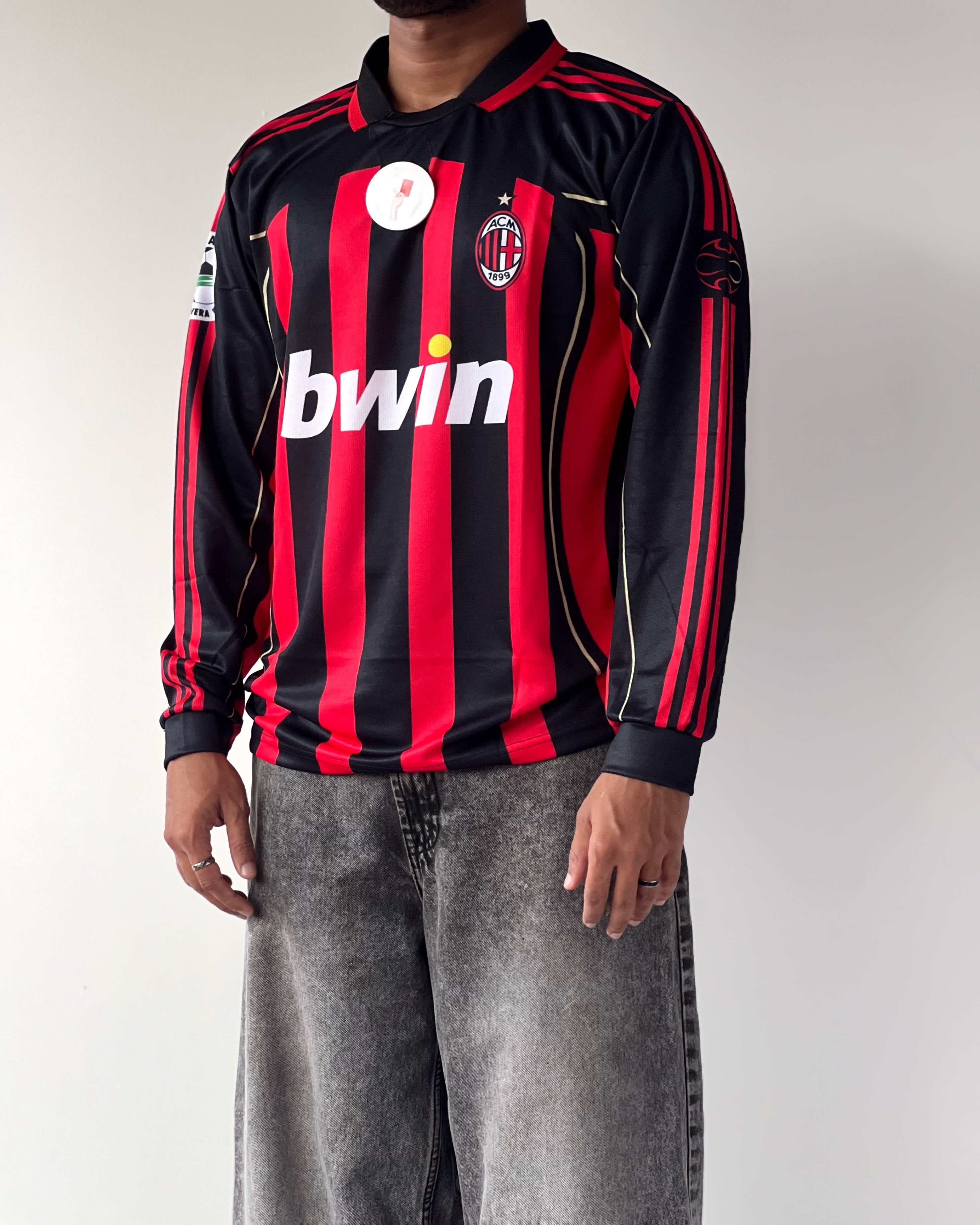 AC MILAN CLASSIC RETRO BWIN (Full sleeve) – REDCARD