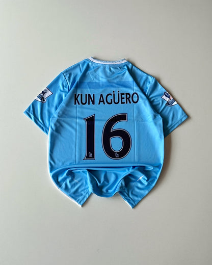 AGUERO MANCHESTER CITY RETRO HOME KIT