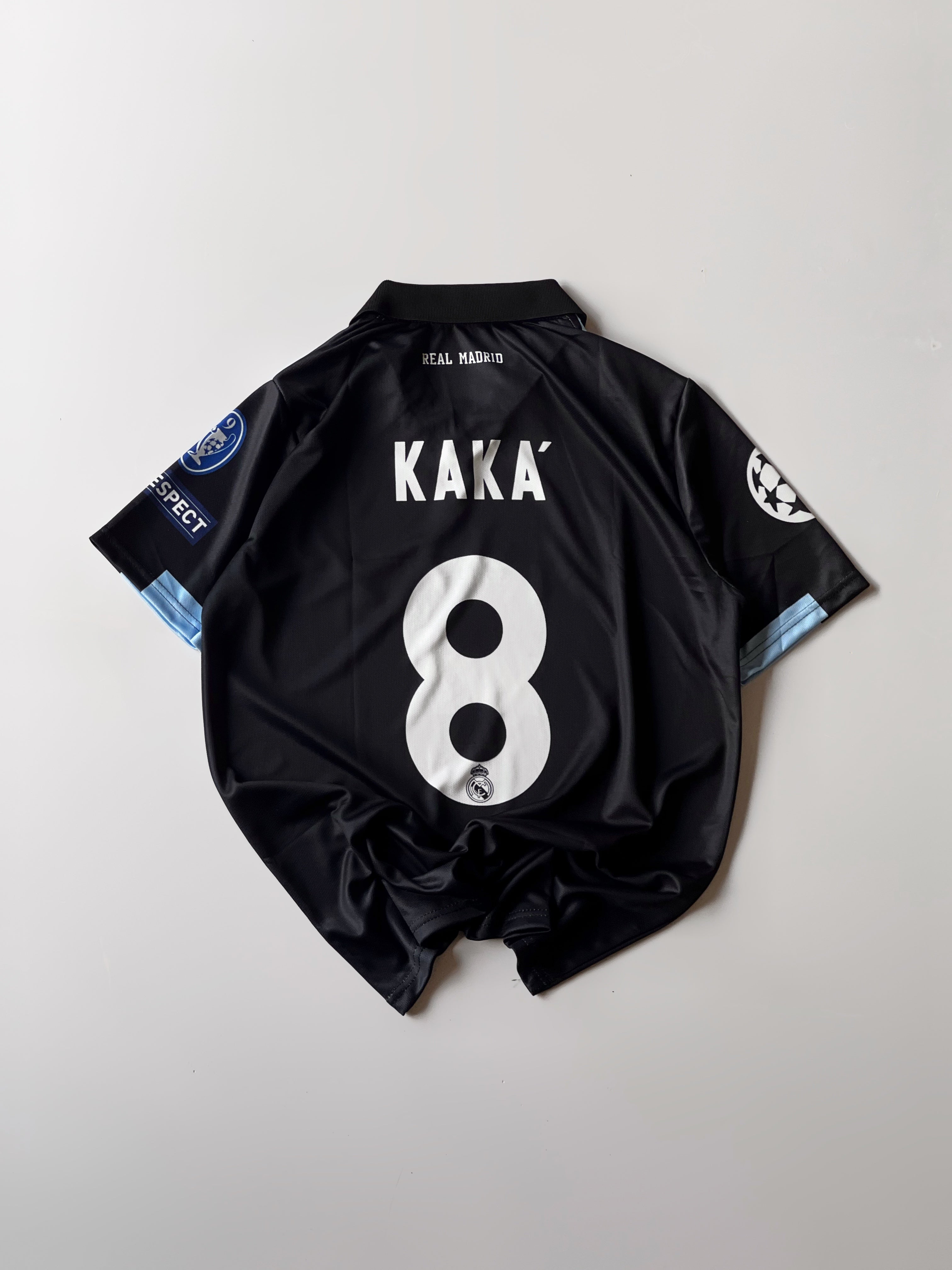 Real Madrid Kaka Retro Jersey - Iconic #8