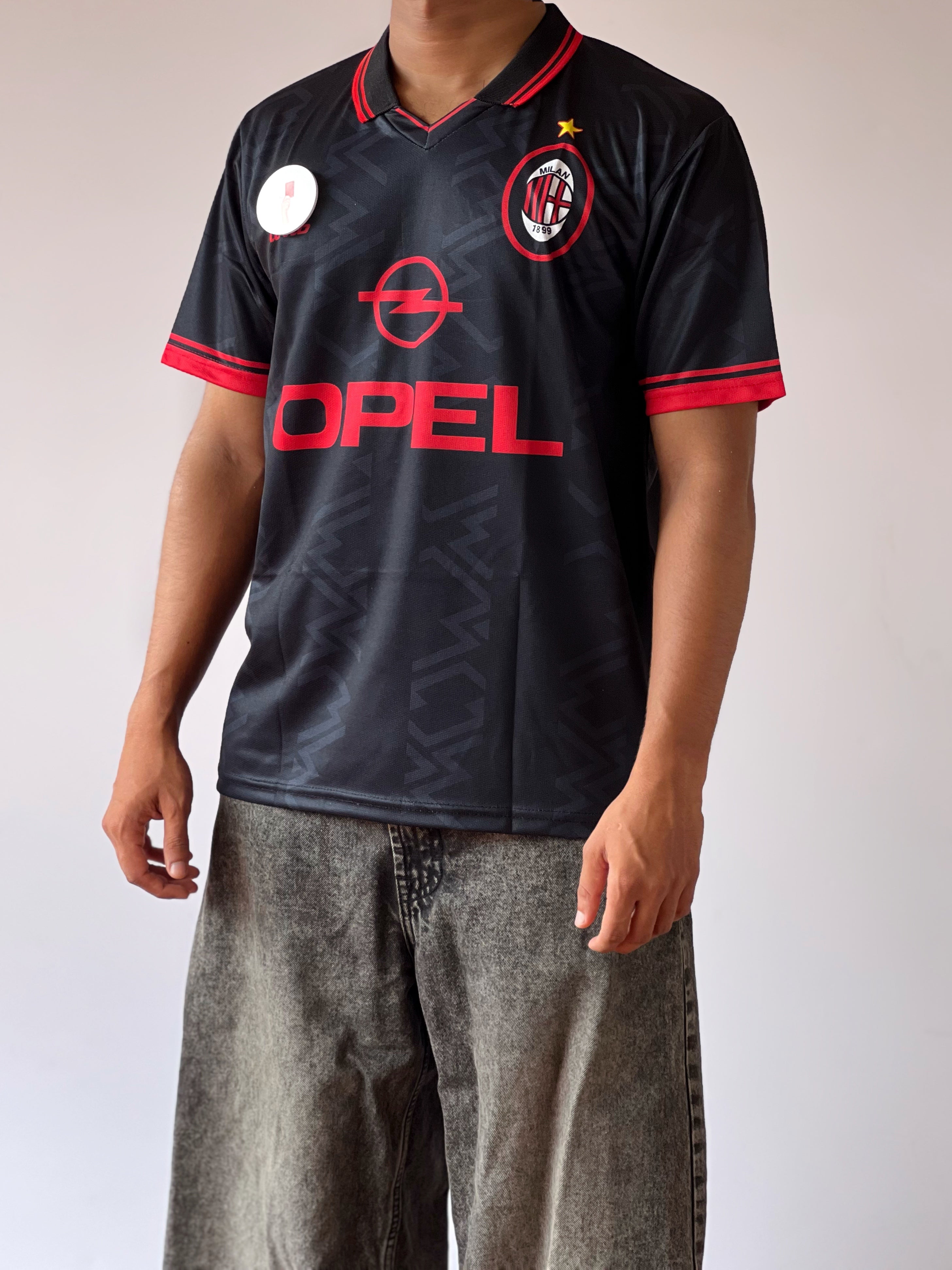 AC MILAN BAGGIO 2003 JERSEY