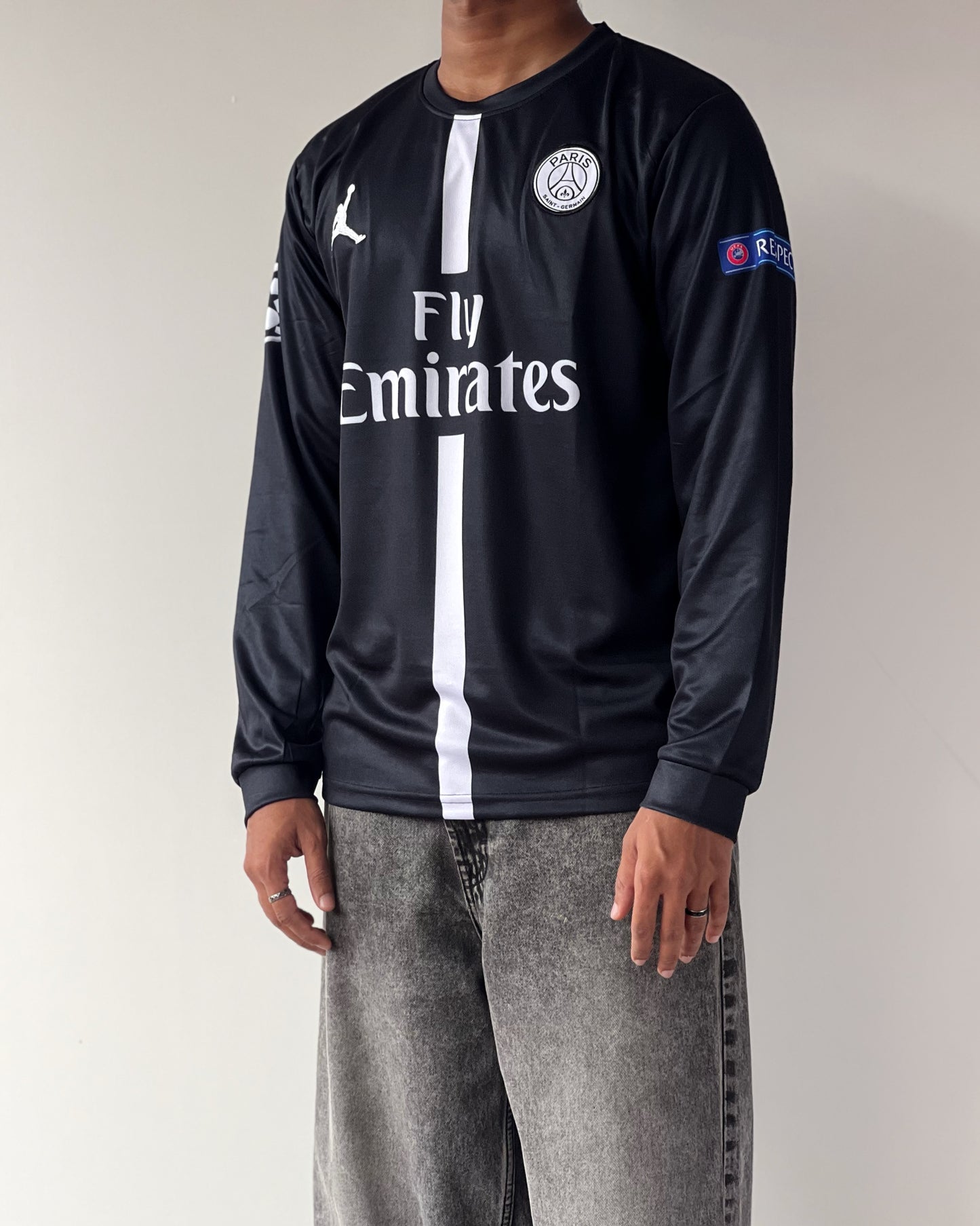 NEYMAR PSG AWAY KIT (Full Sleeve Embroidery)