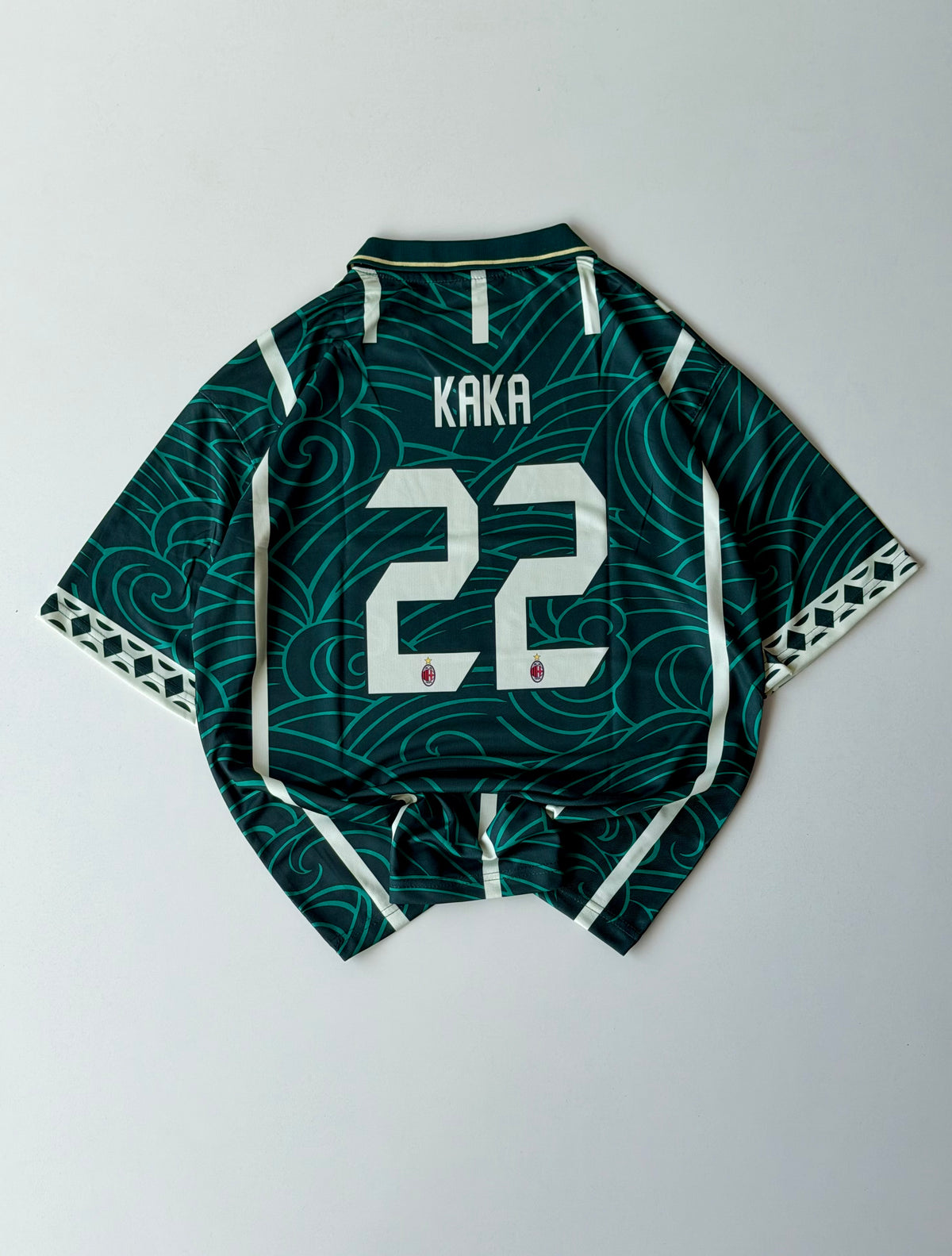 AC MILAN KAKA SPECIAL EDITION RETRO GREEN KIT oversized