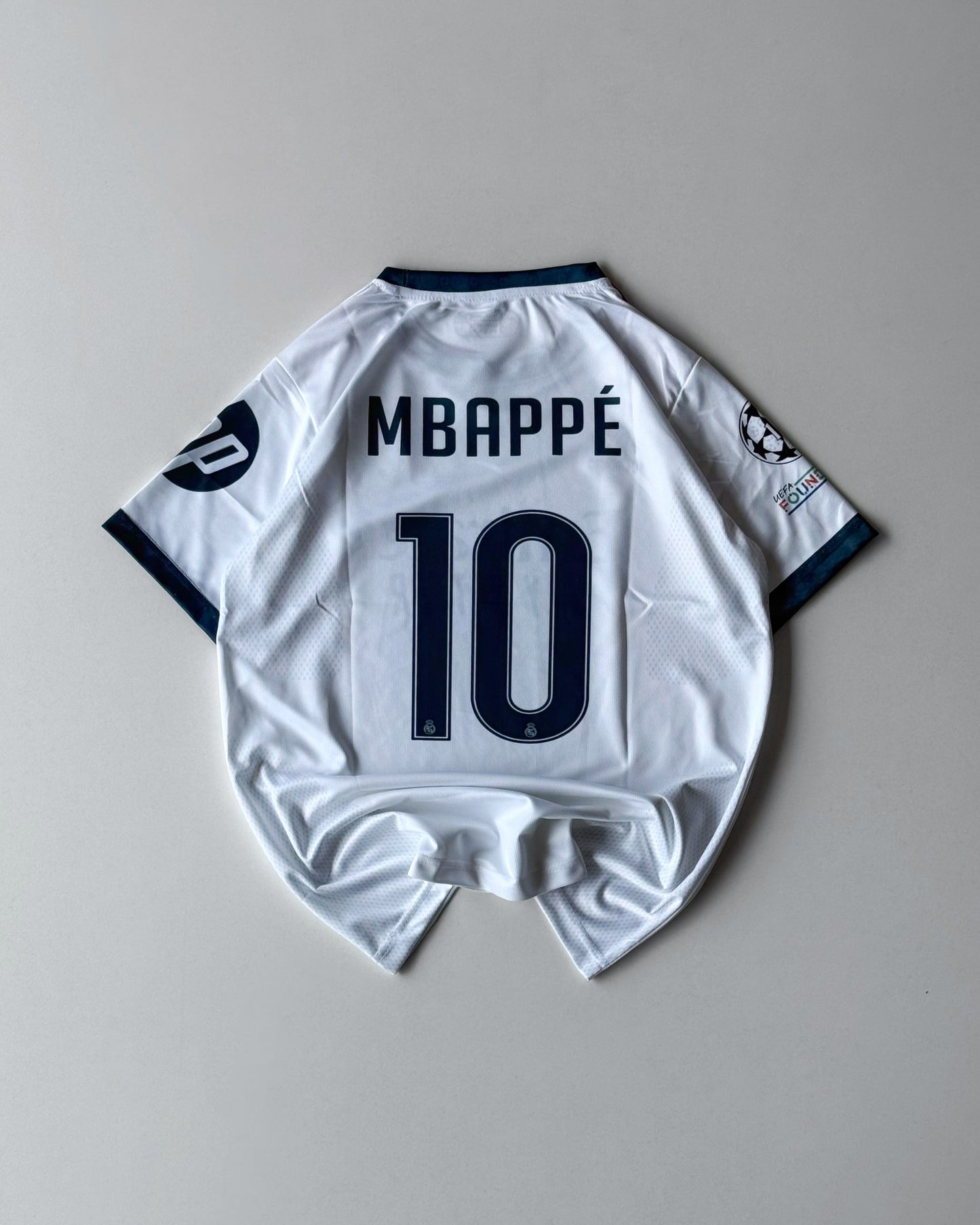 REAL MADRID 2026/27 HOME KIT (embroidery)