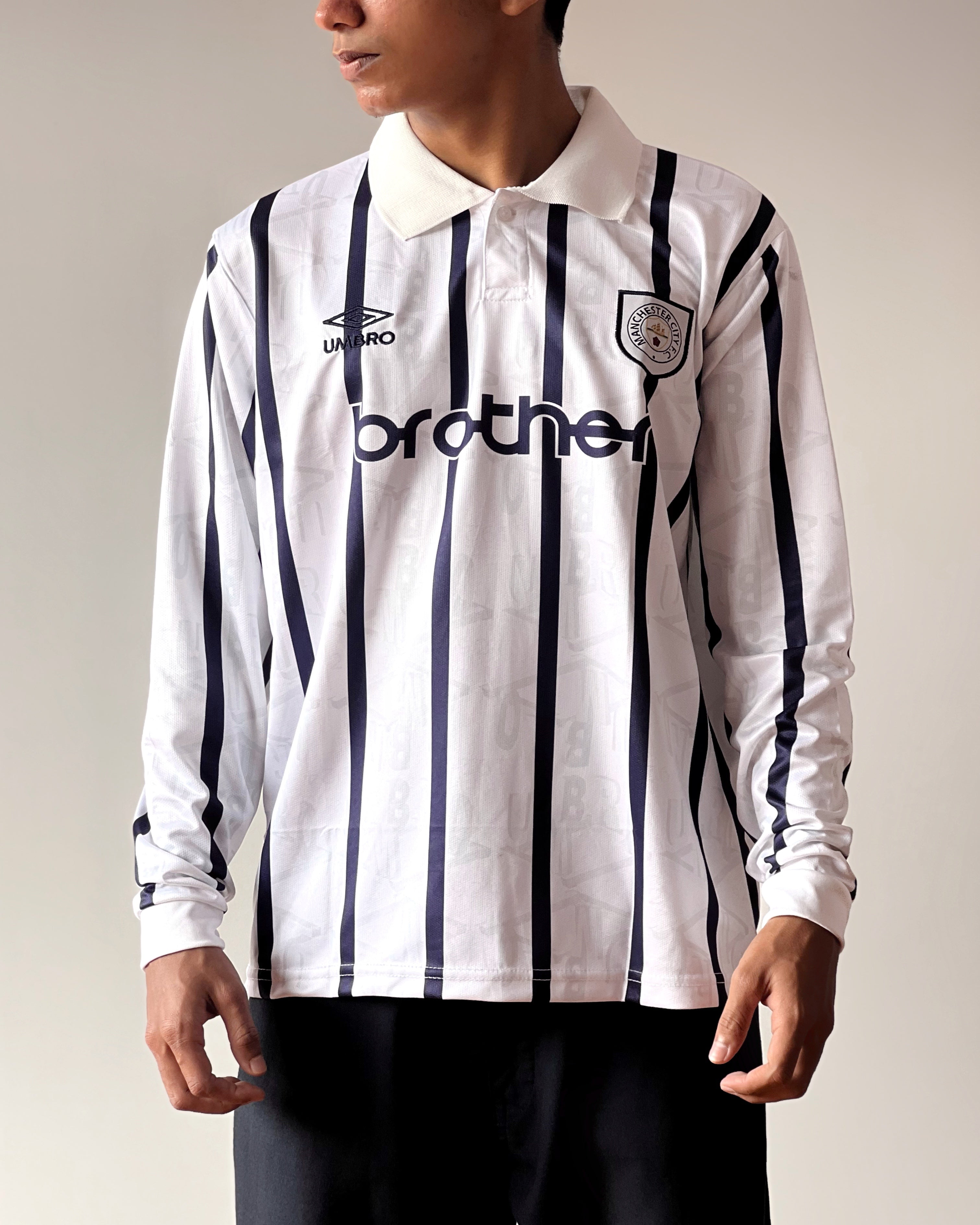 MAN CITY AWAY QUINN RETRO (embroidery)