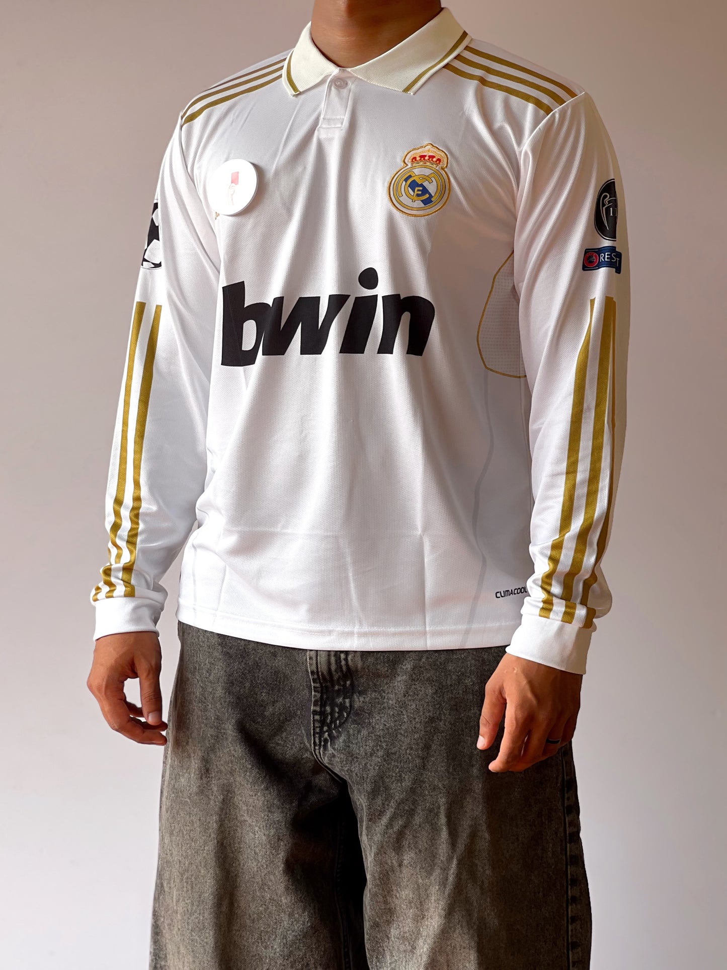 REAL MADRID 2010-11 FULL SLEEVE (Embroidery)