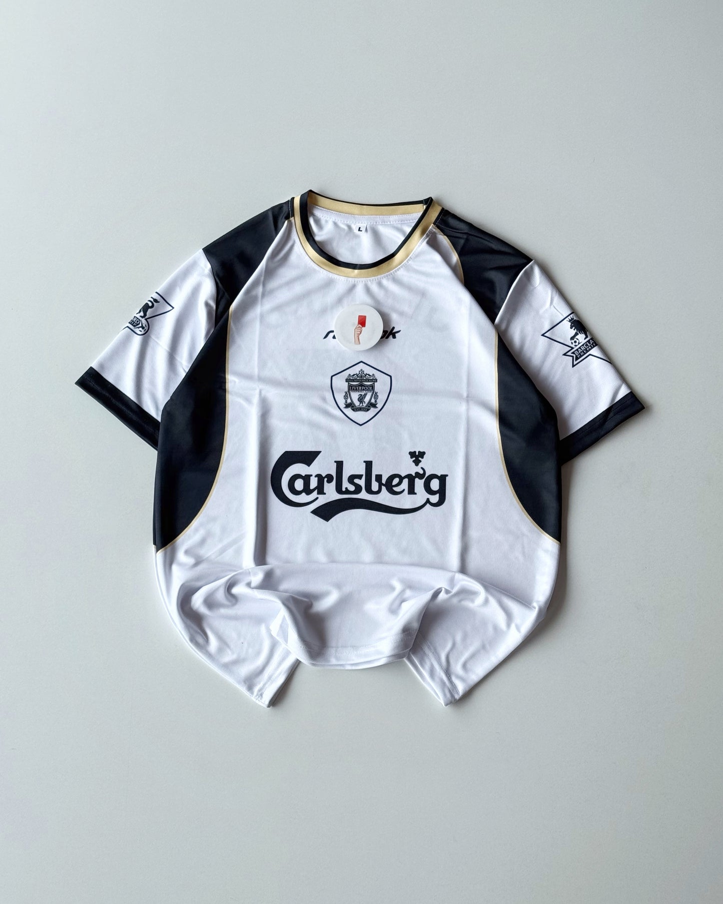 GERRARD 17 LIVERPOOL CARLSBERG RETRO AWAY KIT