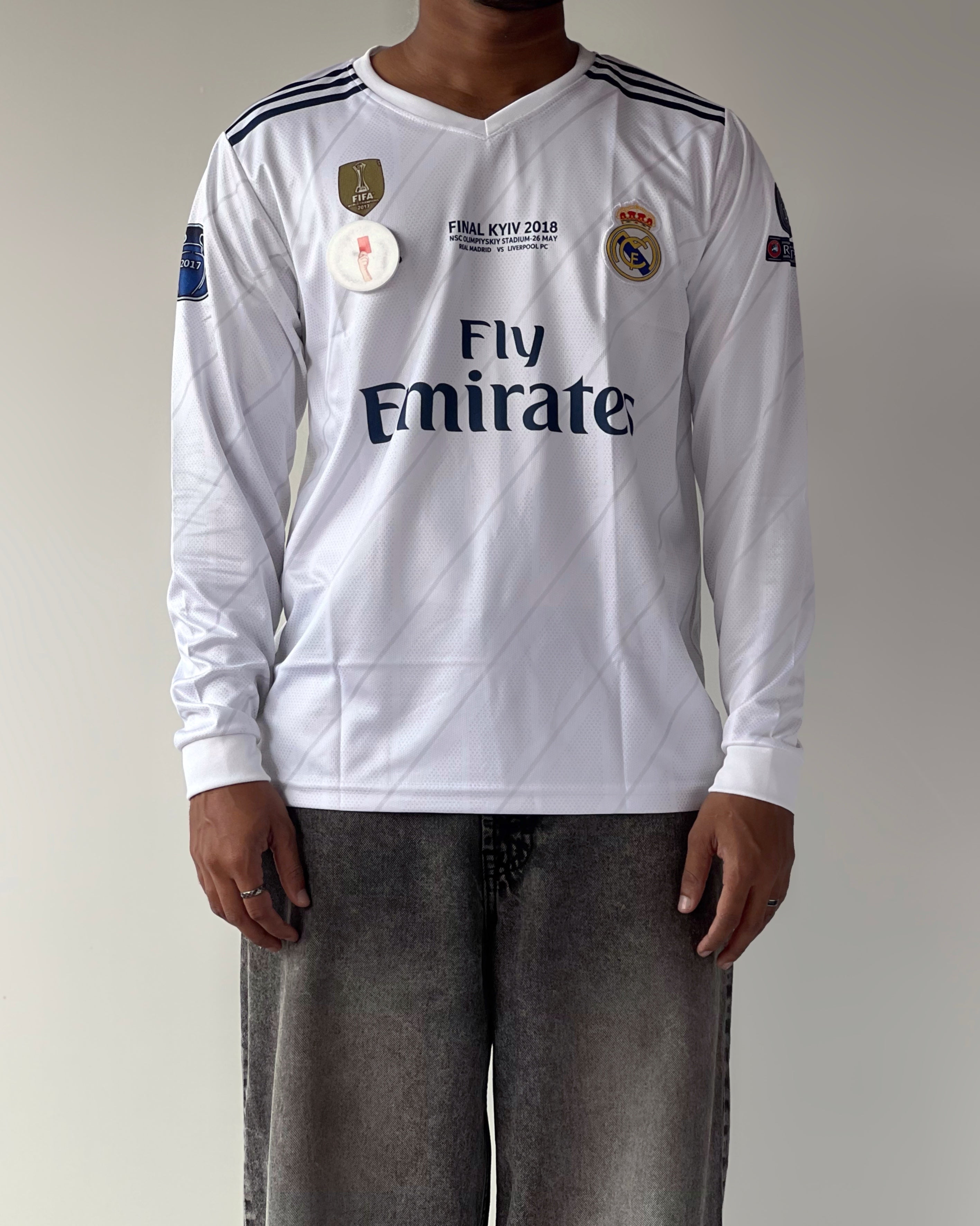 REAL MADRID RONALDO #7 WHITE (Embroidery Full Sleeve) – REDCARD