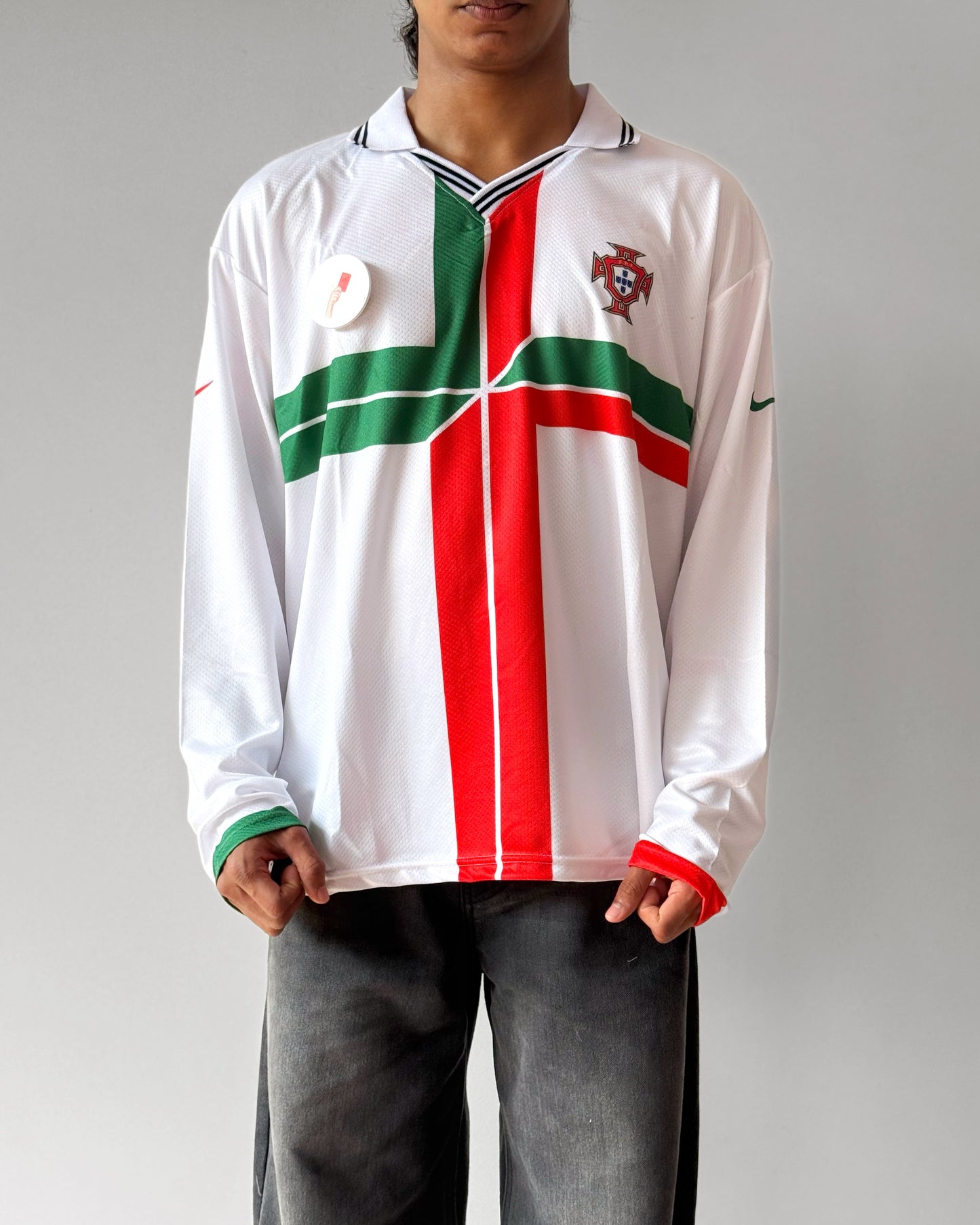 PREMIUM PORTUGAL AWAY RONALDO RETRO KIT (Full sleeve)