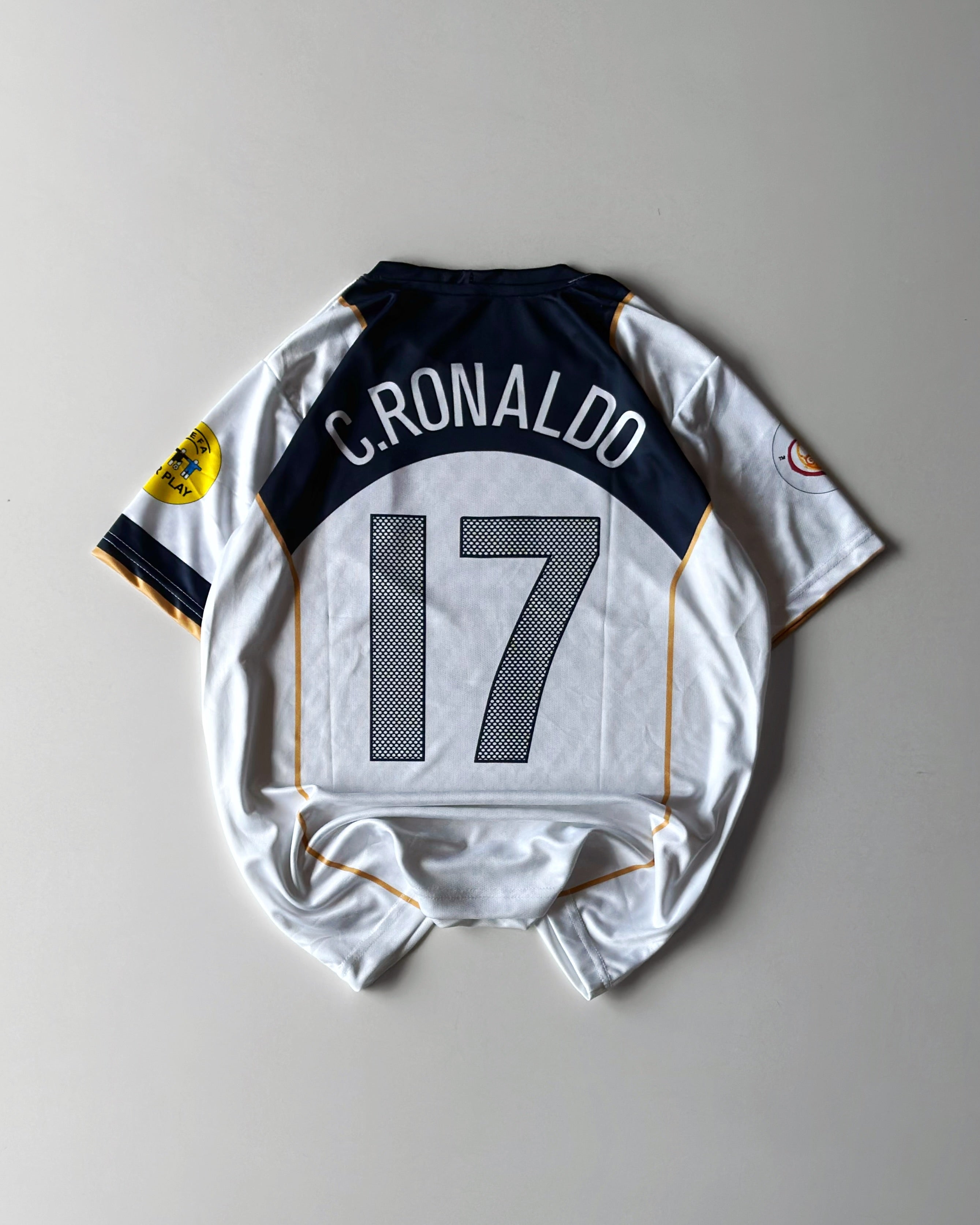 PORTUGAL RONALDO DEBUTE RETRO WHITE KIT (embroidery)