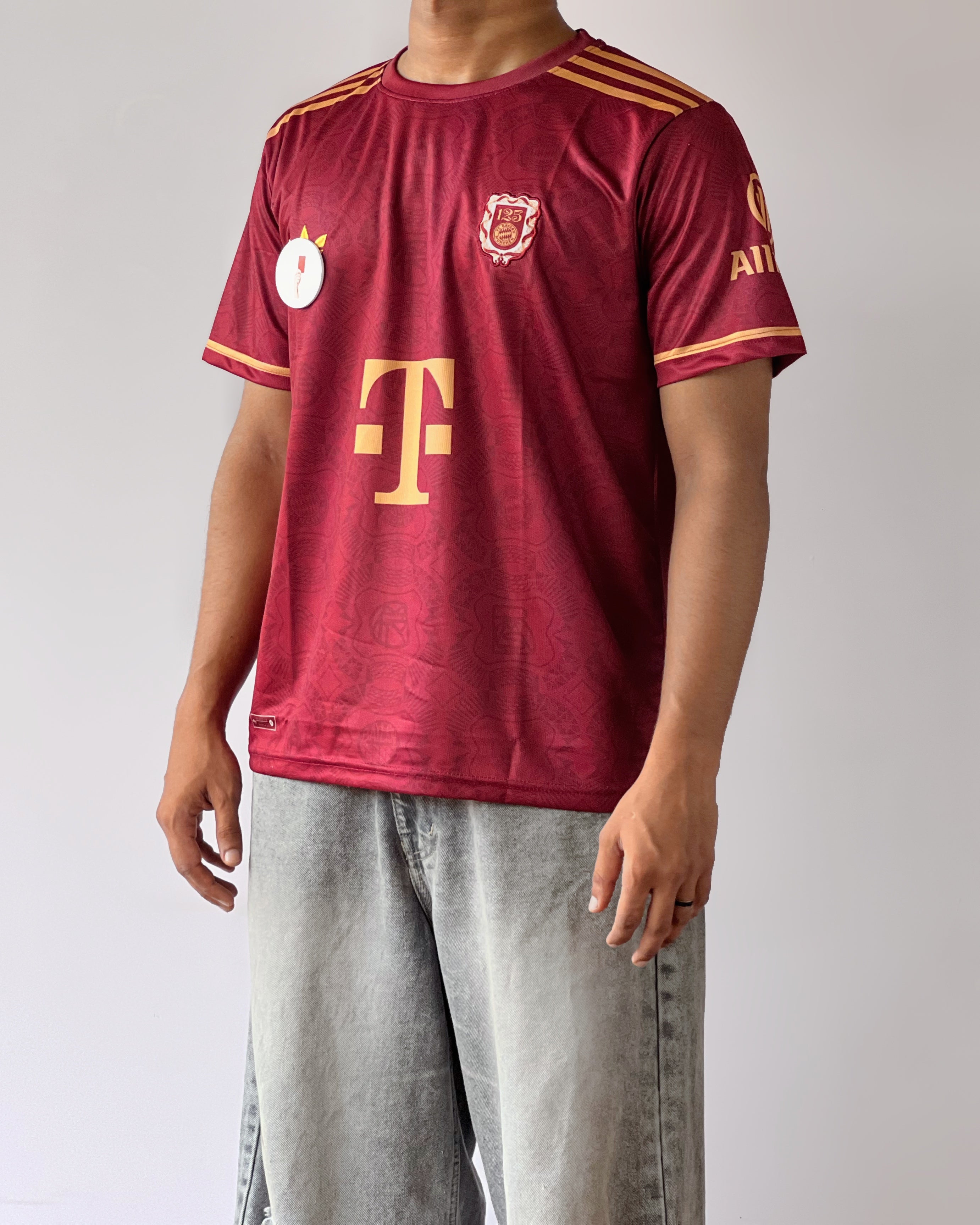 Bayern Munich 125th Anniversary Jersey - Iconic Design
(Embroidery)