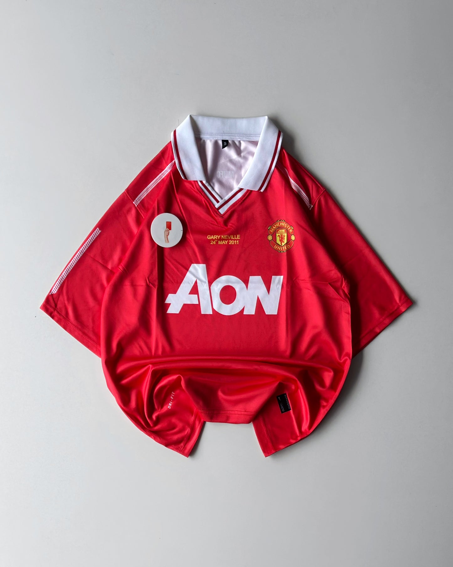 MANCHESTER UNITED BECKHAM AON RETRO HOME KIT (Oversized)