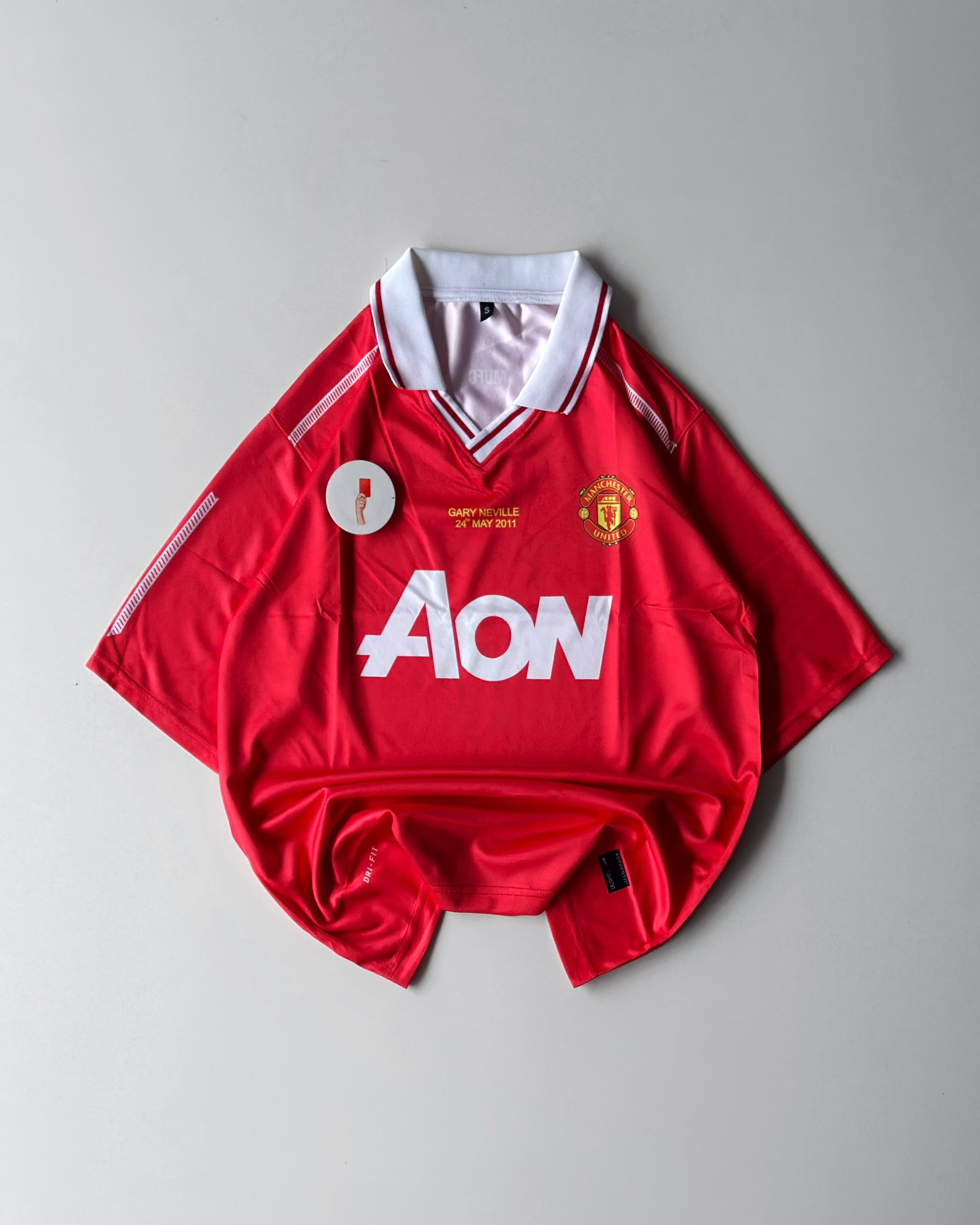 MANCHESTER UNITED BECKHAM AON RETRO HOME KIT (Oversized)