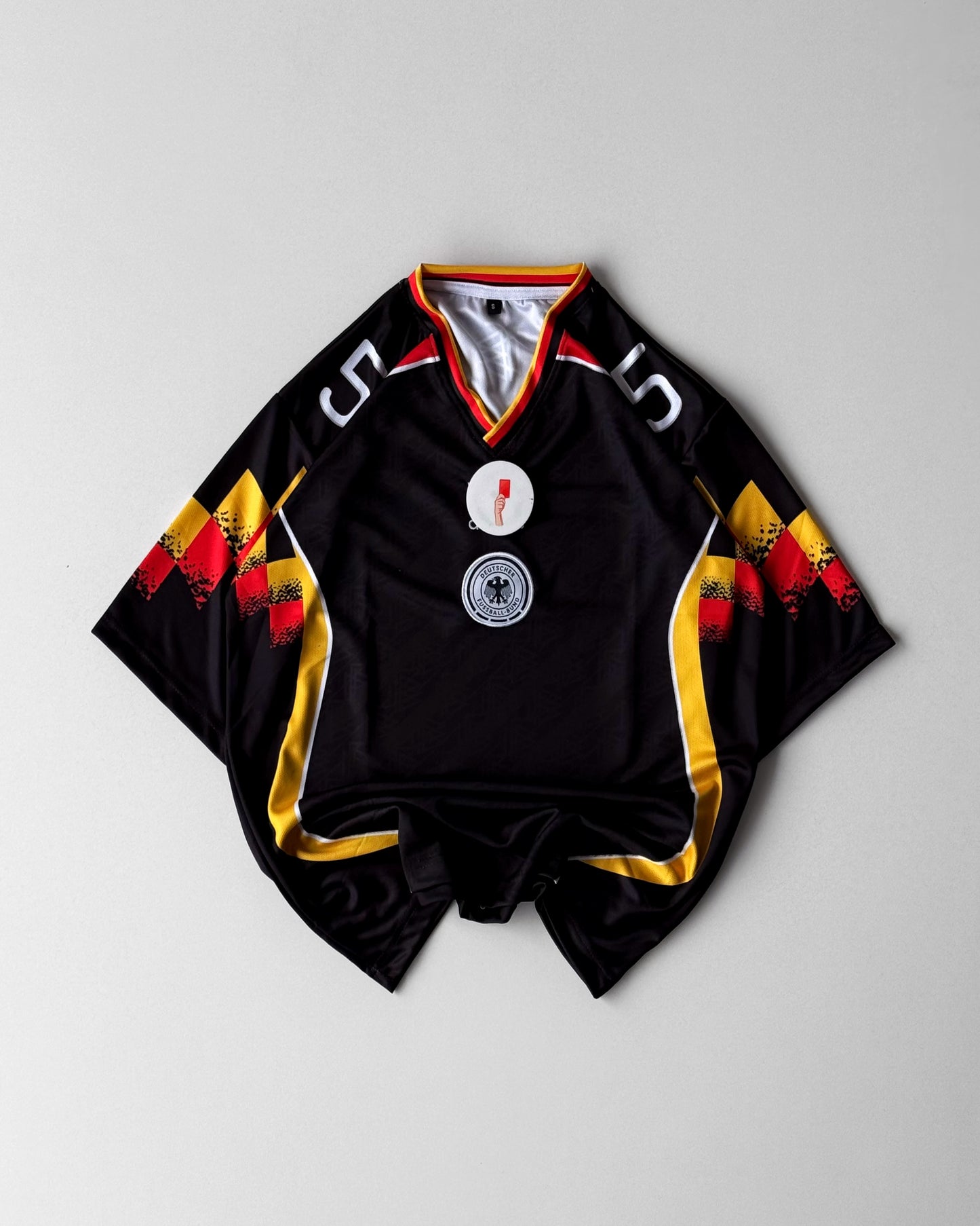 GERMANY BECKENBAUER RETRO BLACK v-NECK (Oversized)