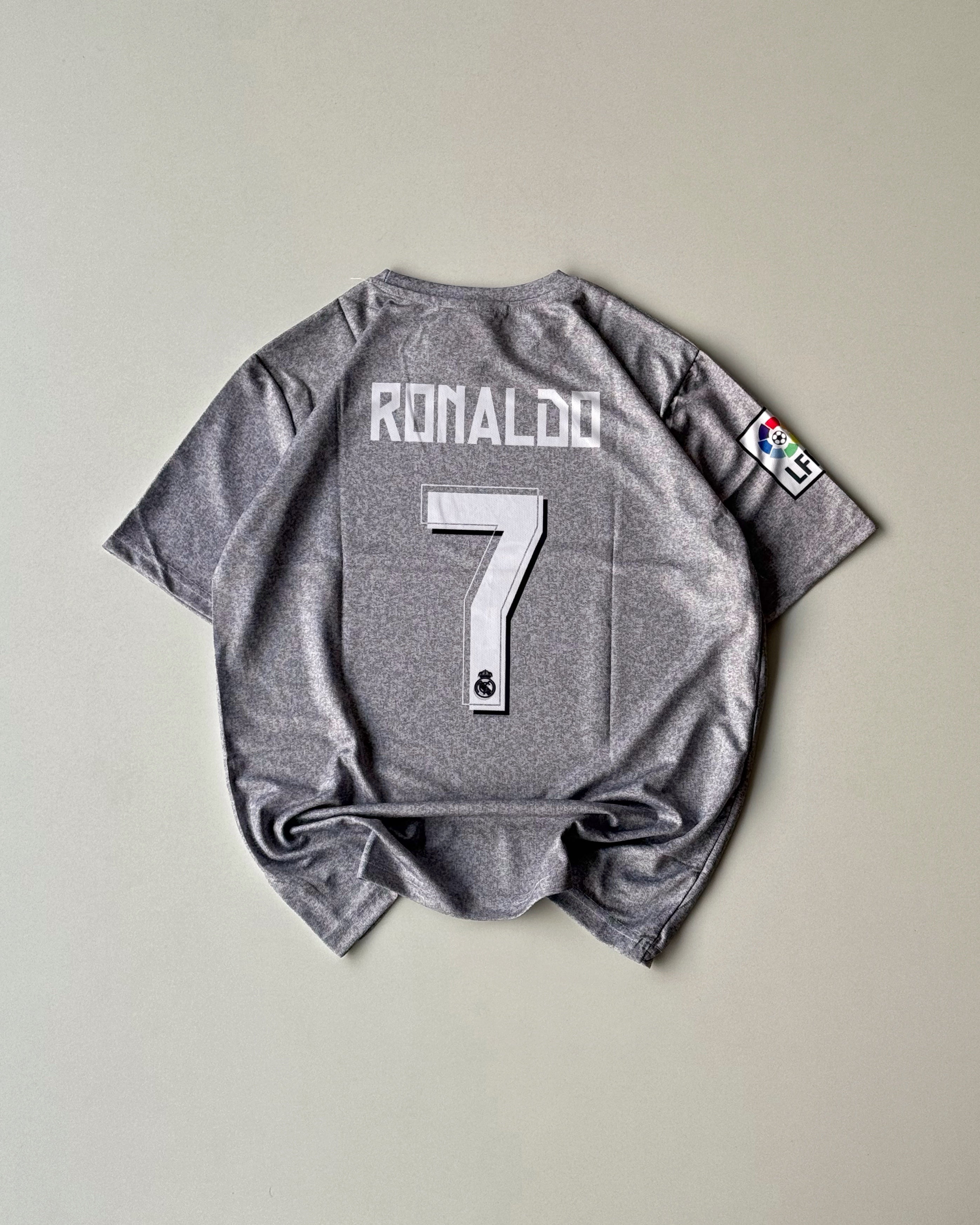 REAL MADRID RONALDO RETRO AWAY KIT