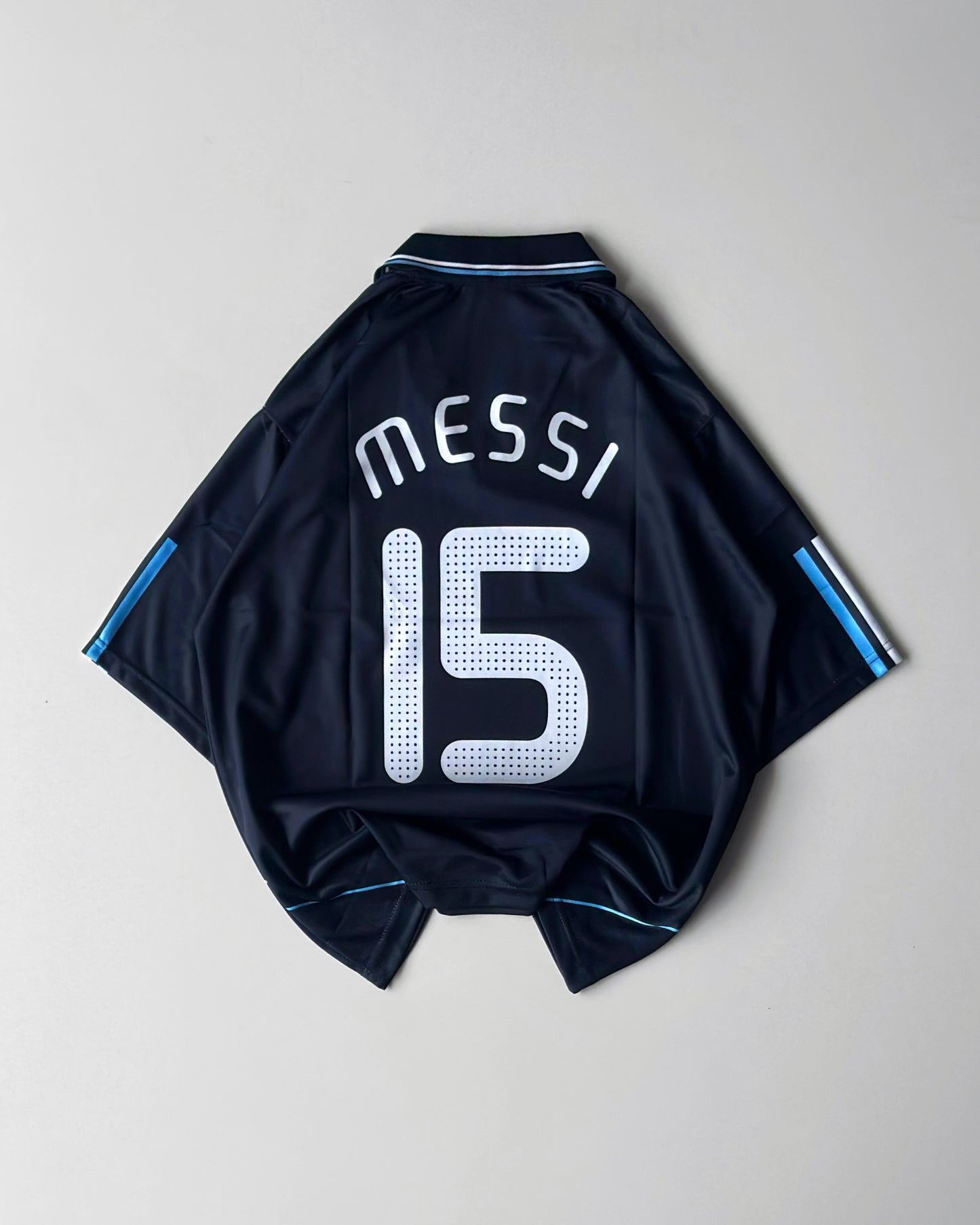 MESSI AREGENTINA DEBUTE RETRO AWAY KIT (Oversized)