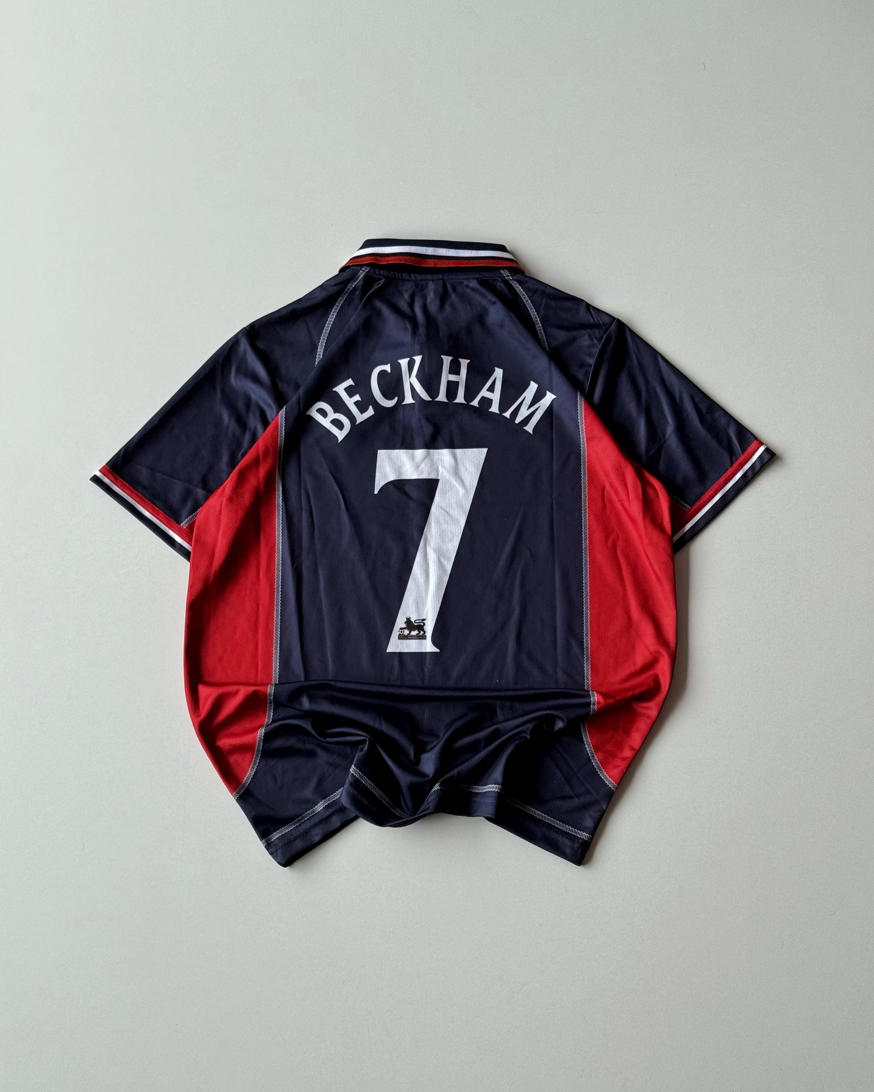 BECKHAM MANCHESTER UNITED VODAFONE RETRO KIT (embroidery)