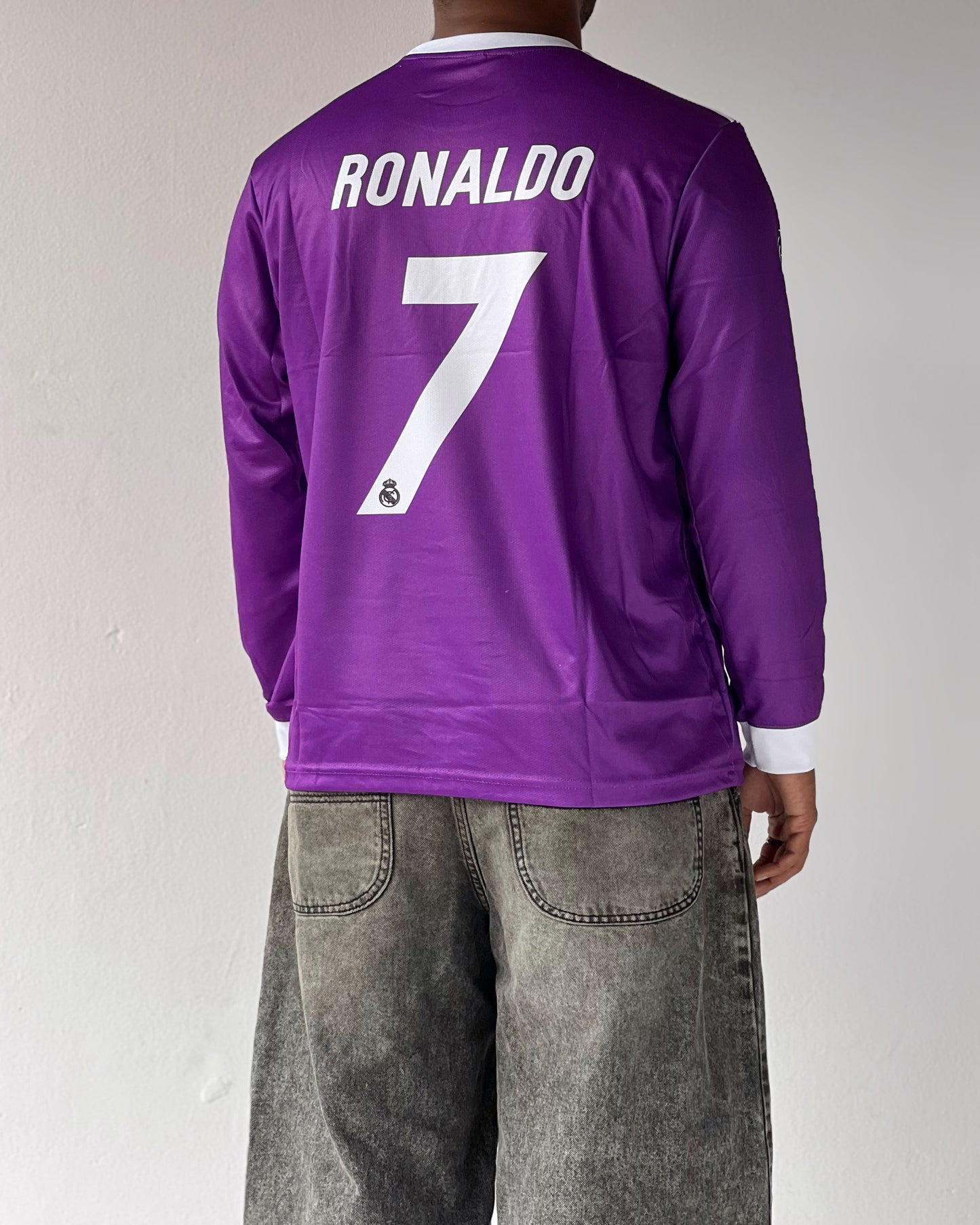 RONALDO REAL MADRID 2017/18 kit (Full sleeve Embroidery)