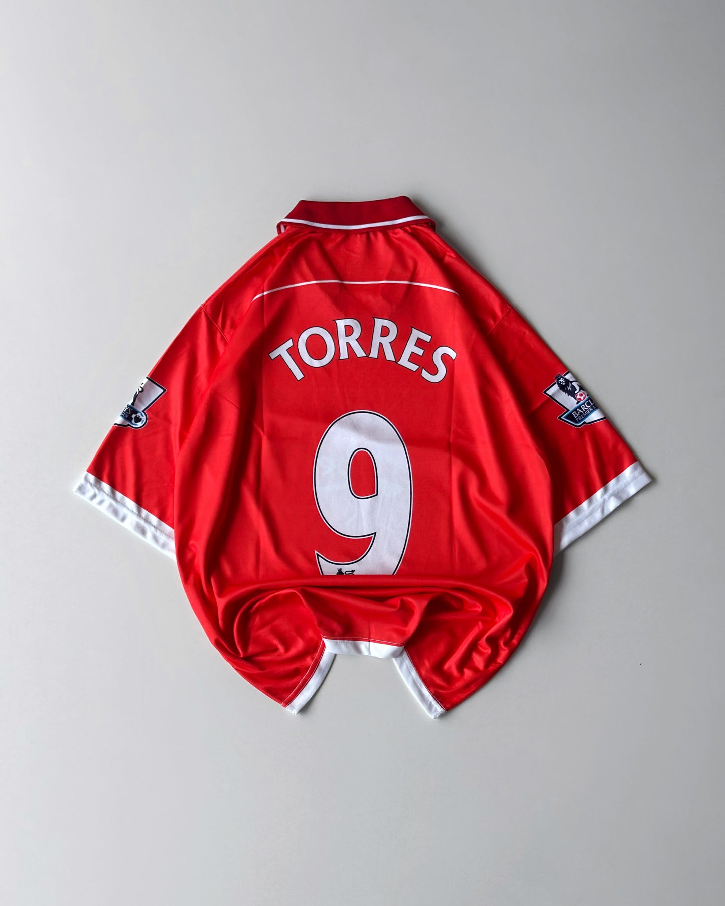 TORRES LIVERPOOL RETRO HOME RED KIT (oversized)