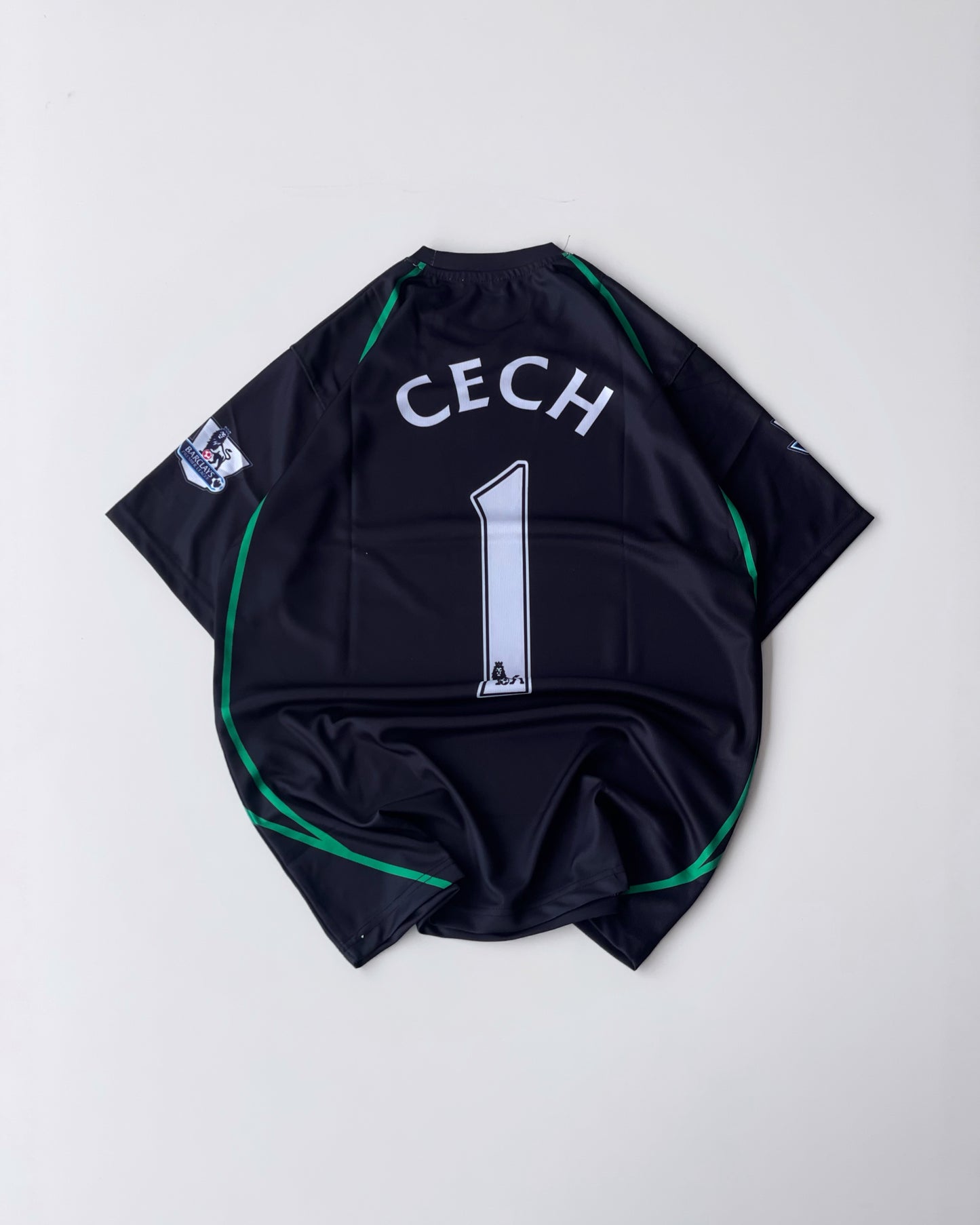 RETRO CECH CHELSEA KEEPER JERSEY