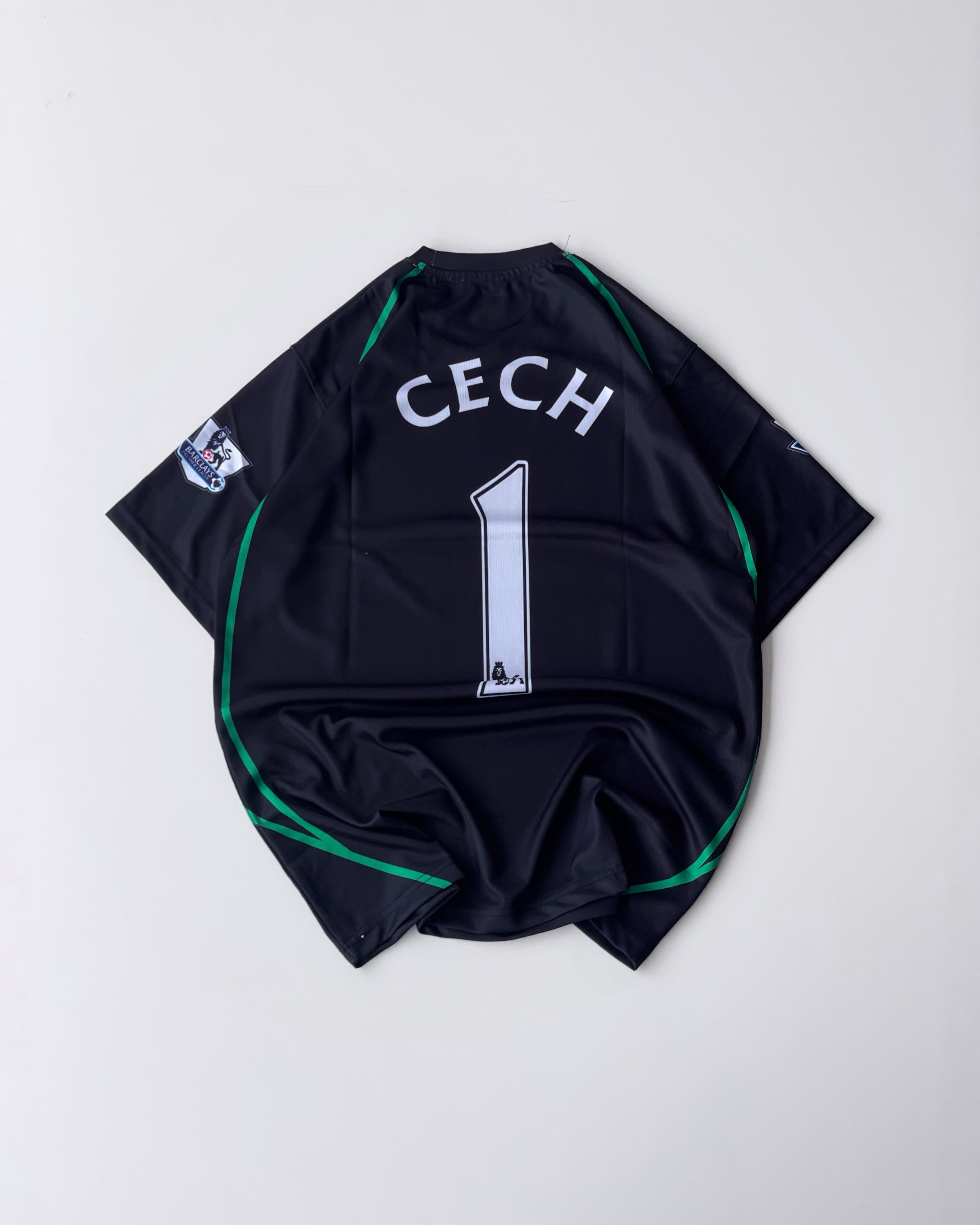 RETRO CECH CHELSEA KEEPER JERSEY